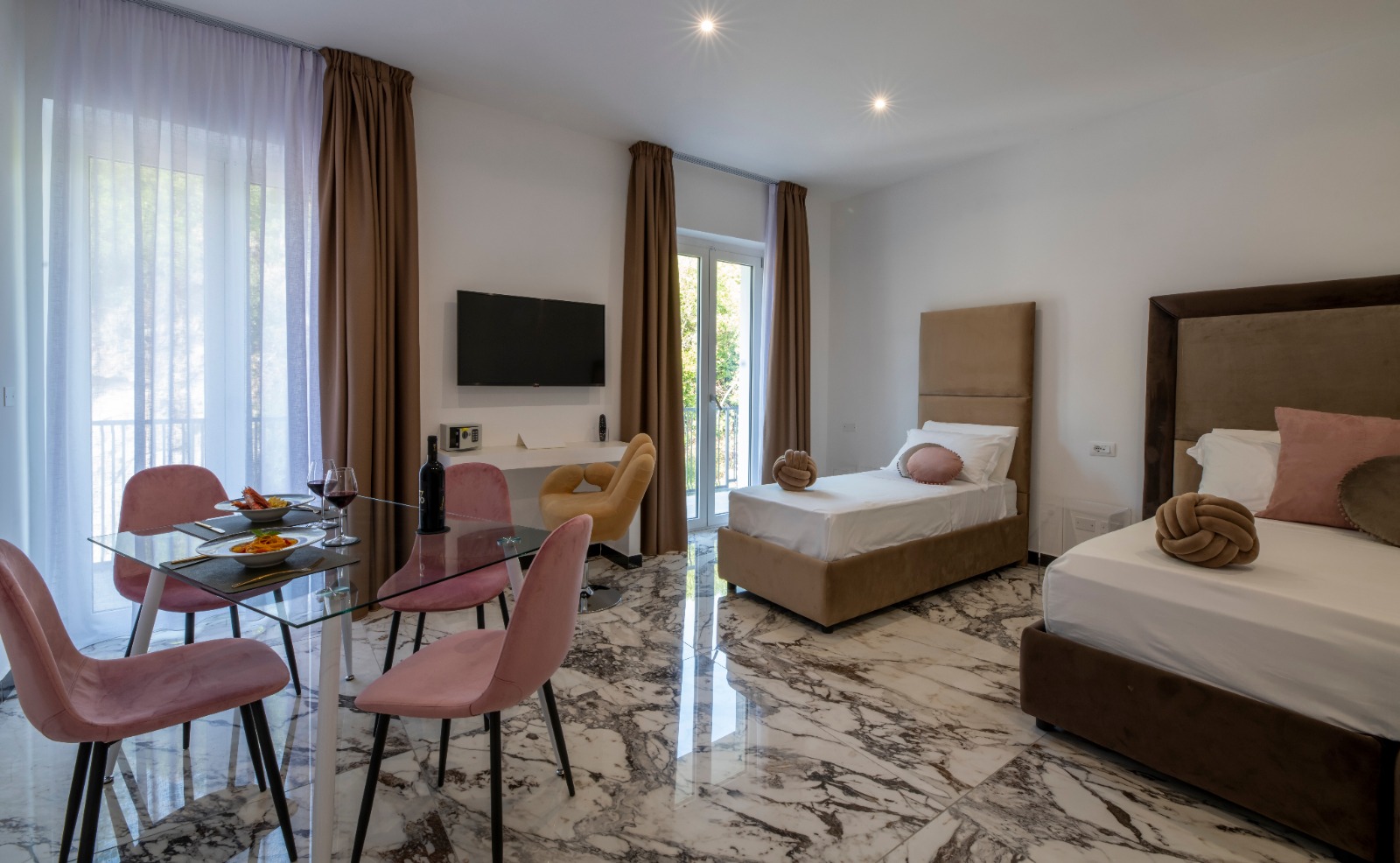 Studio with Kitchenette