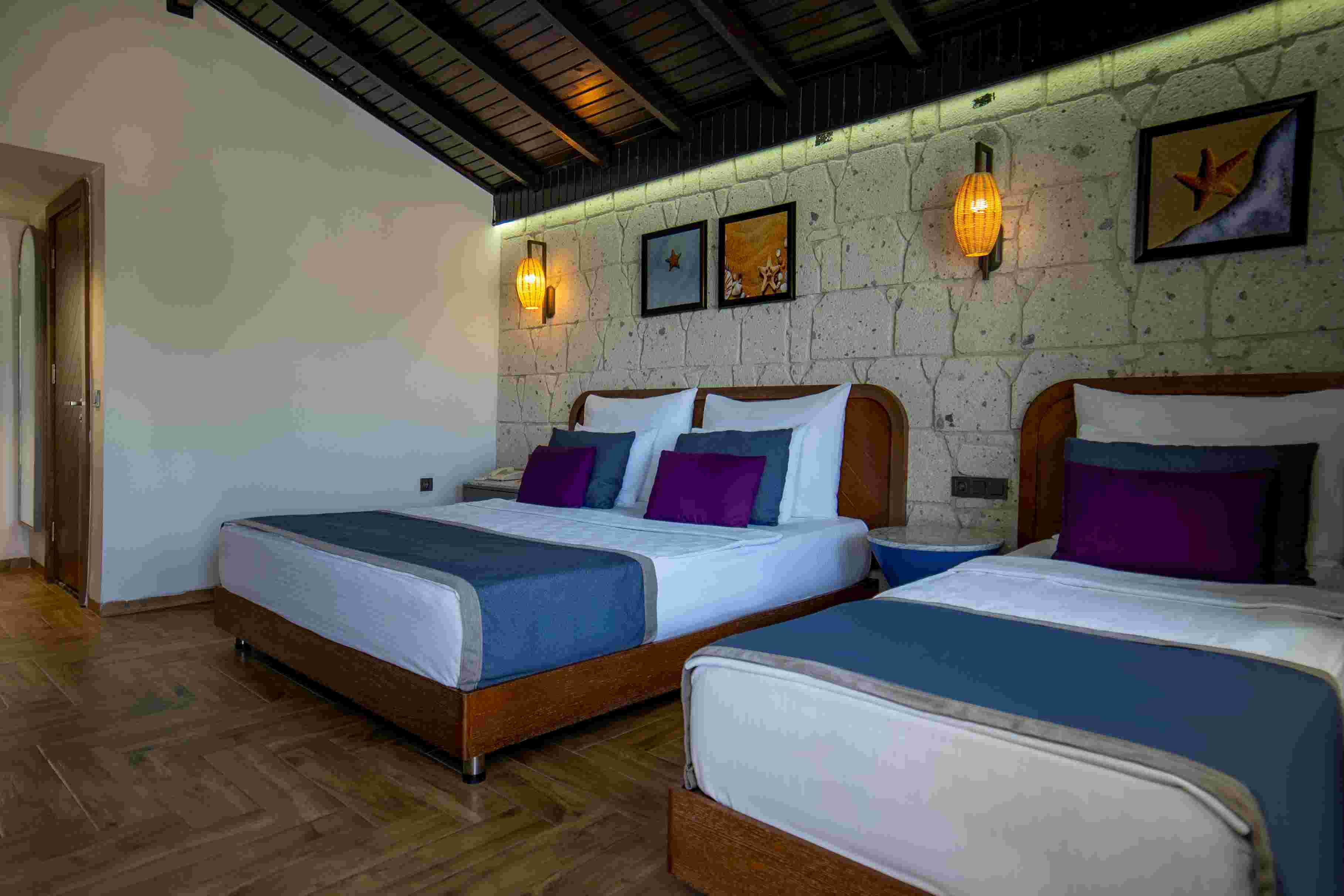 Double Single Deluxe Sea View