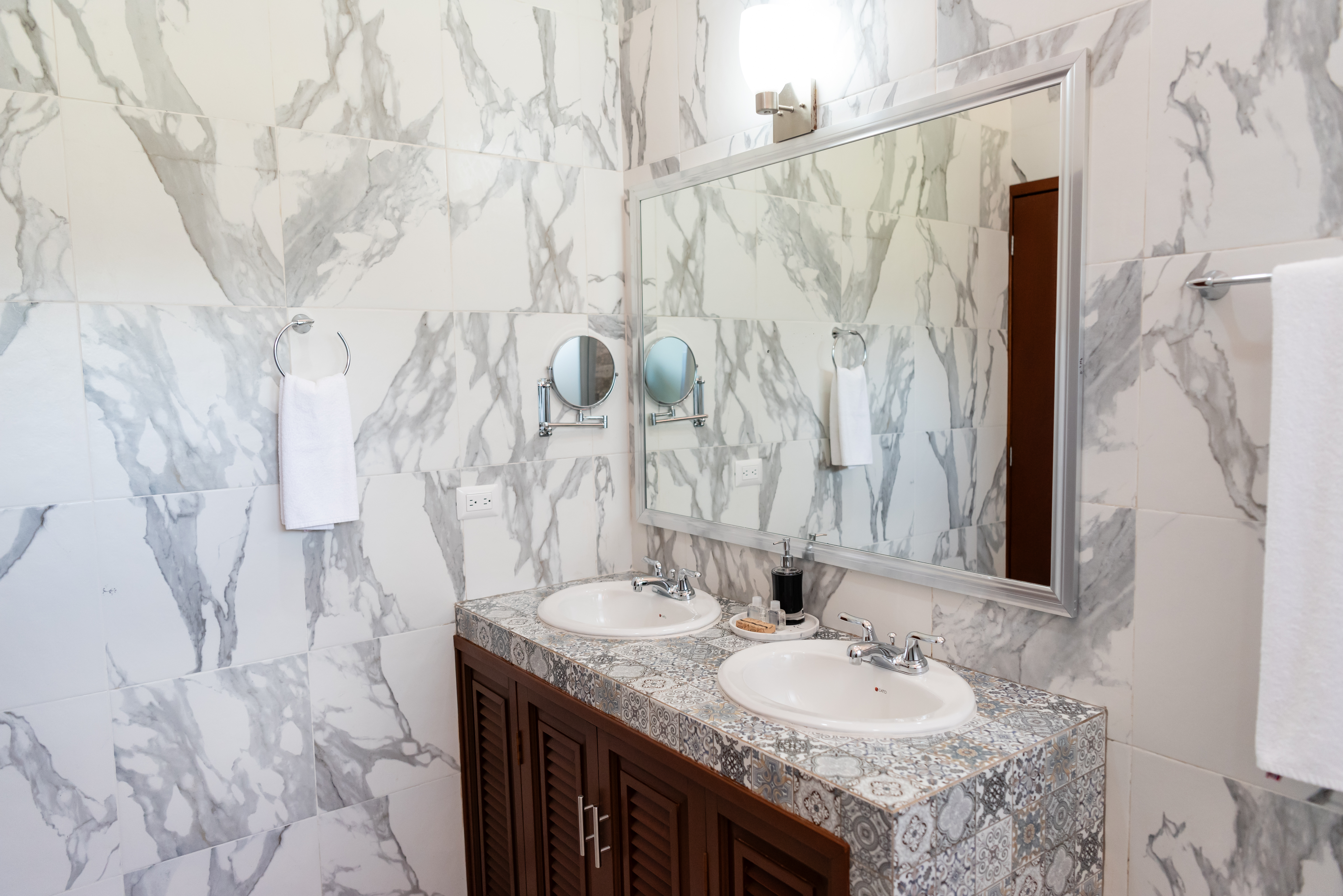 Room Two Double Beds