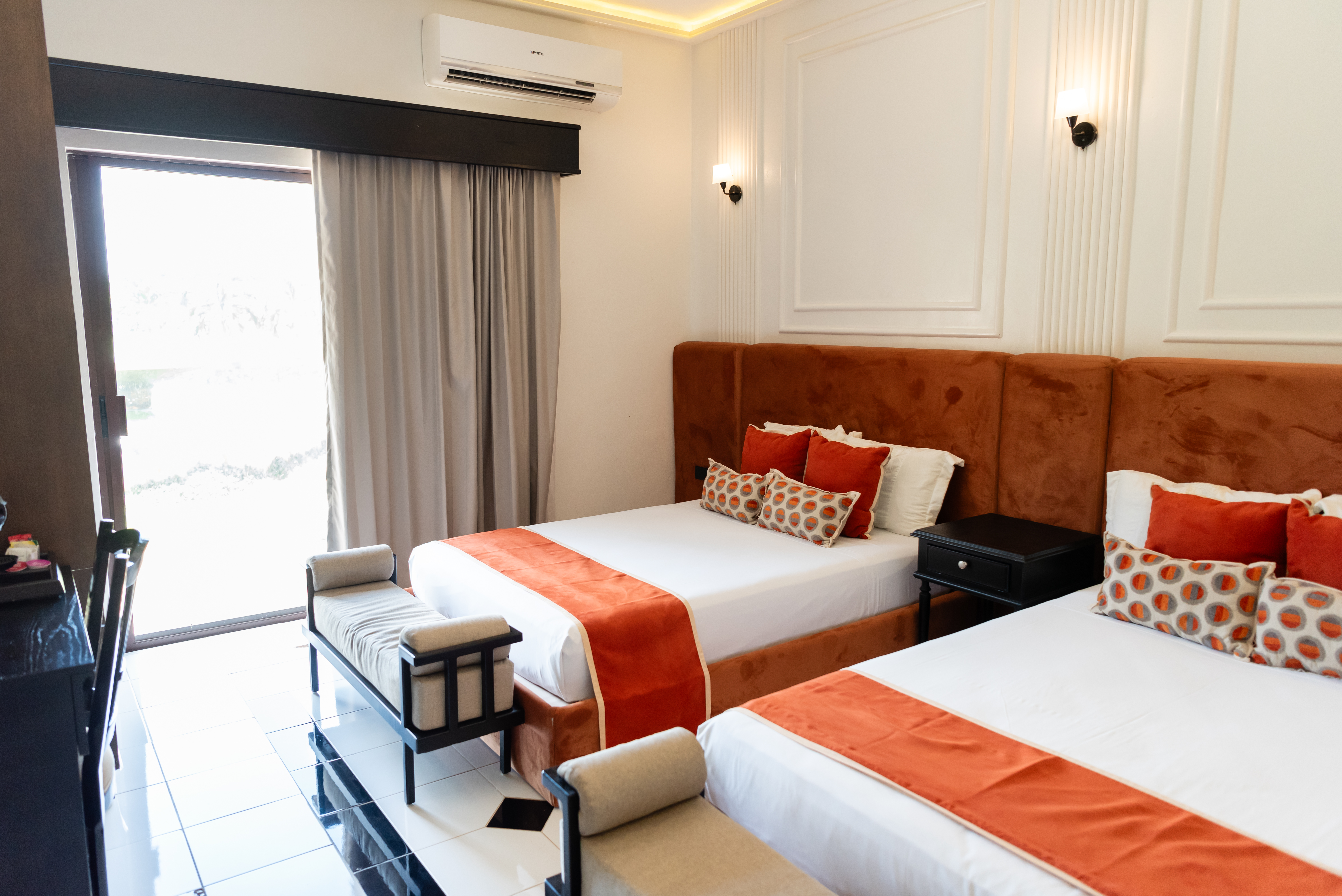 Room Two Double Beds