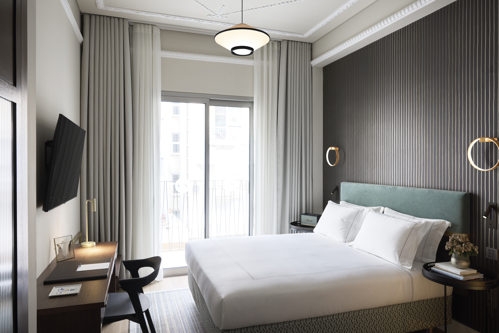 Double Accessible-queen Size Bed