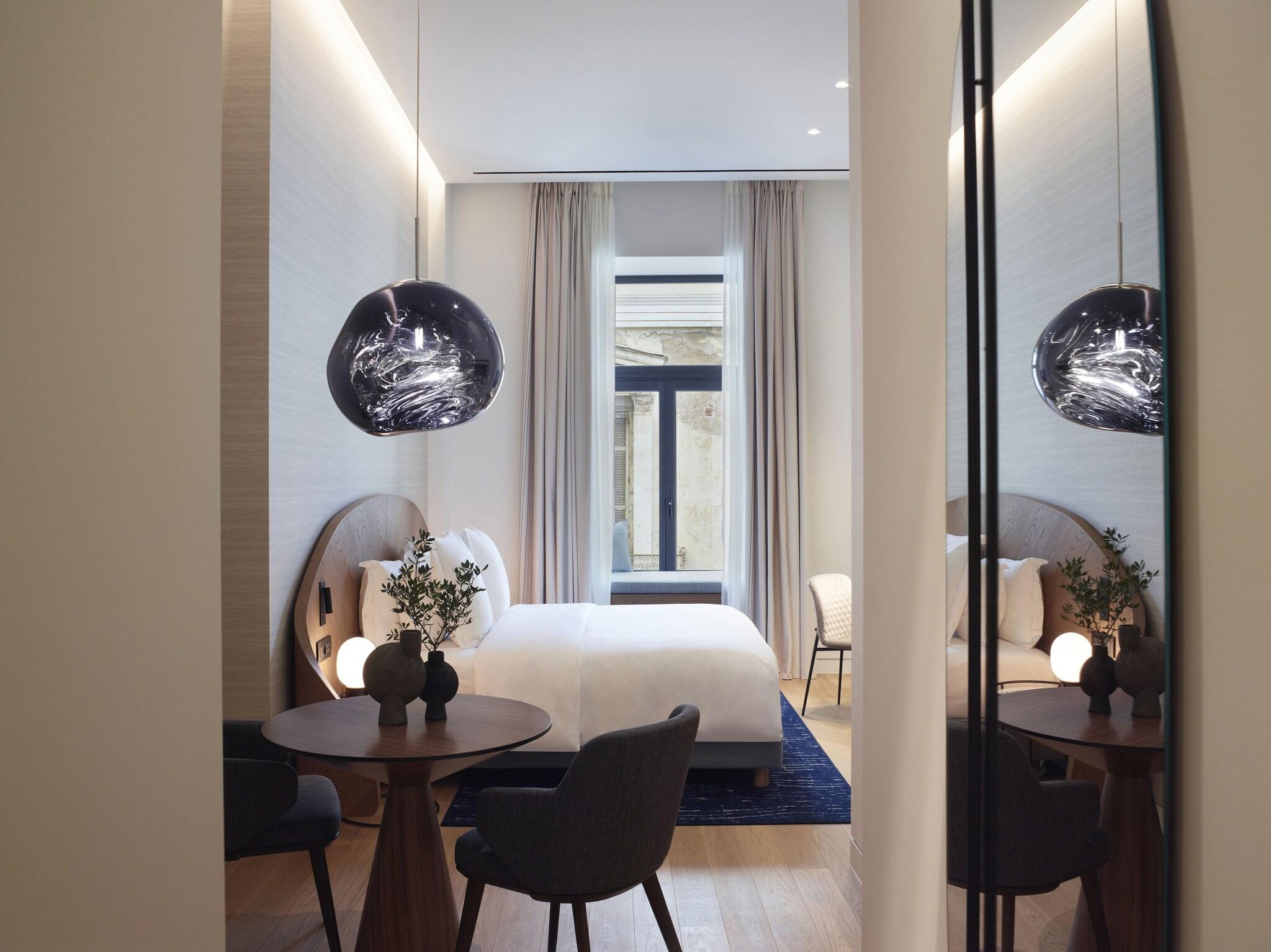 Double Executive King Bed