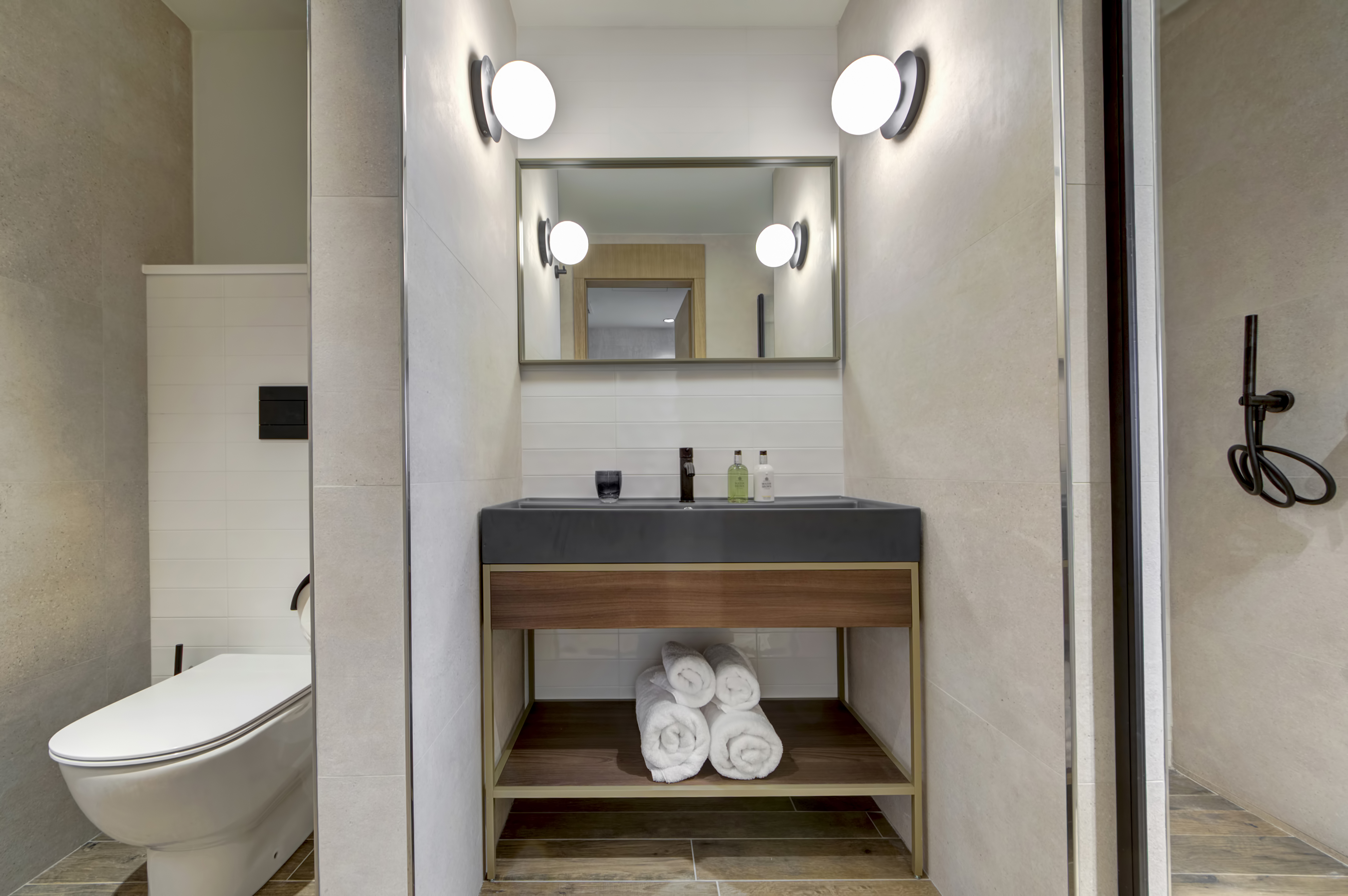 Double or Twin Deluxe Sea View