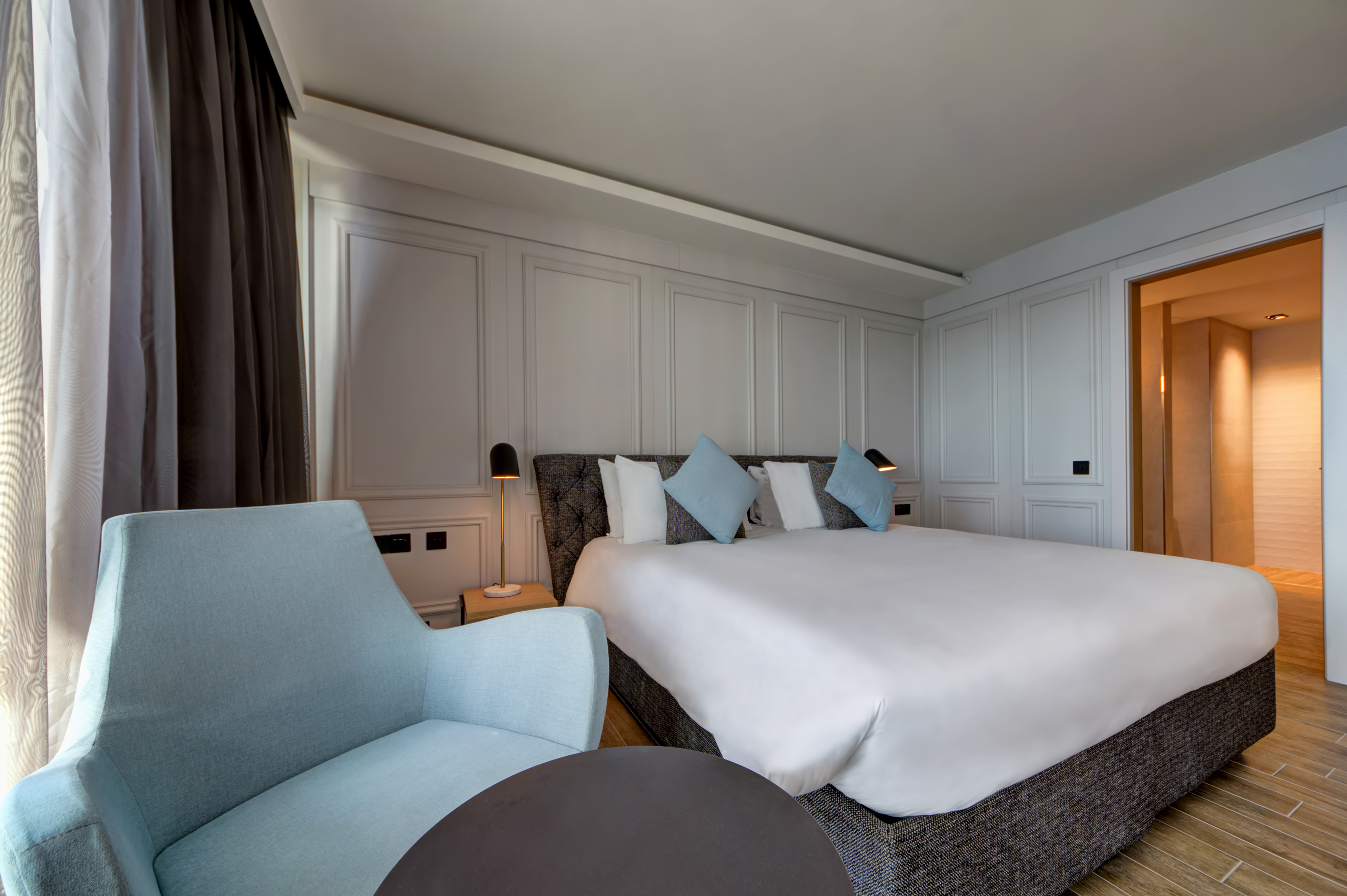 Double or Twin Deluxe Sea View