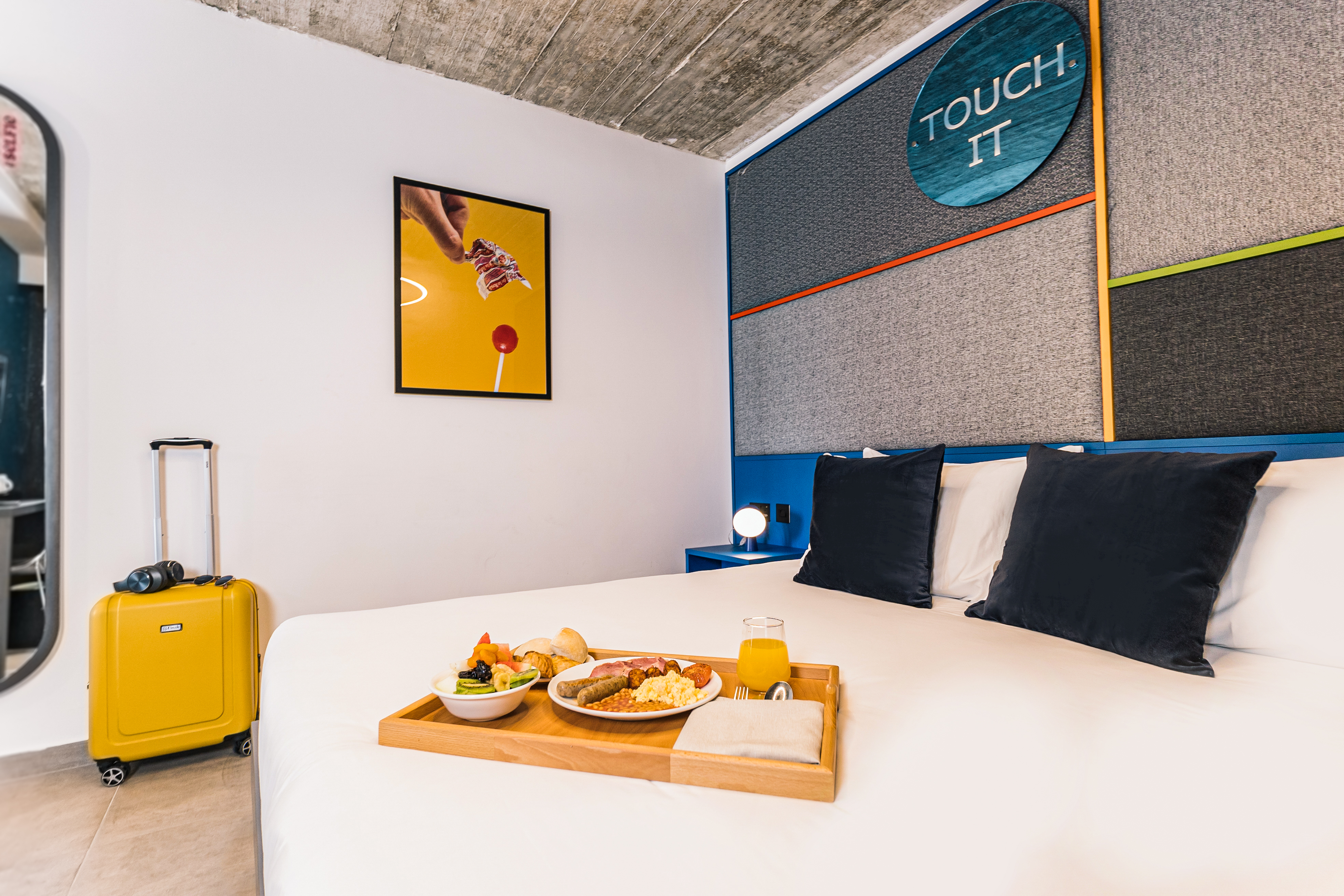 Double or Twin Deluxe with Jacuzzi