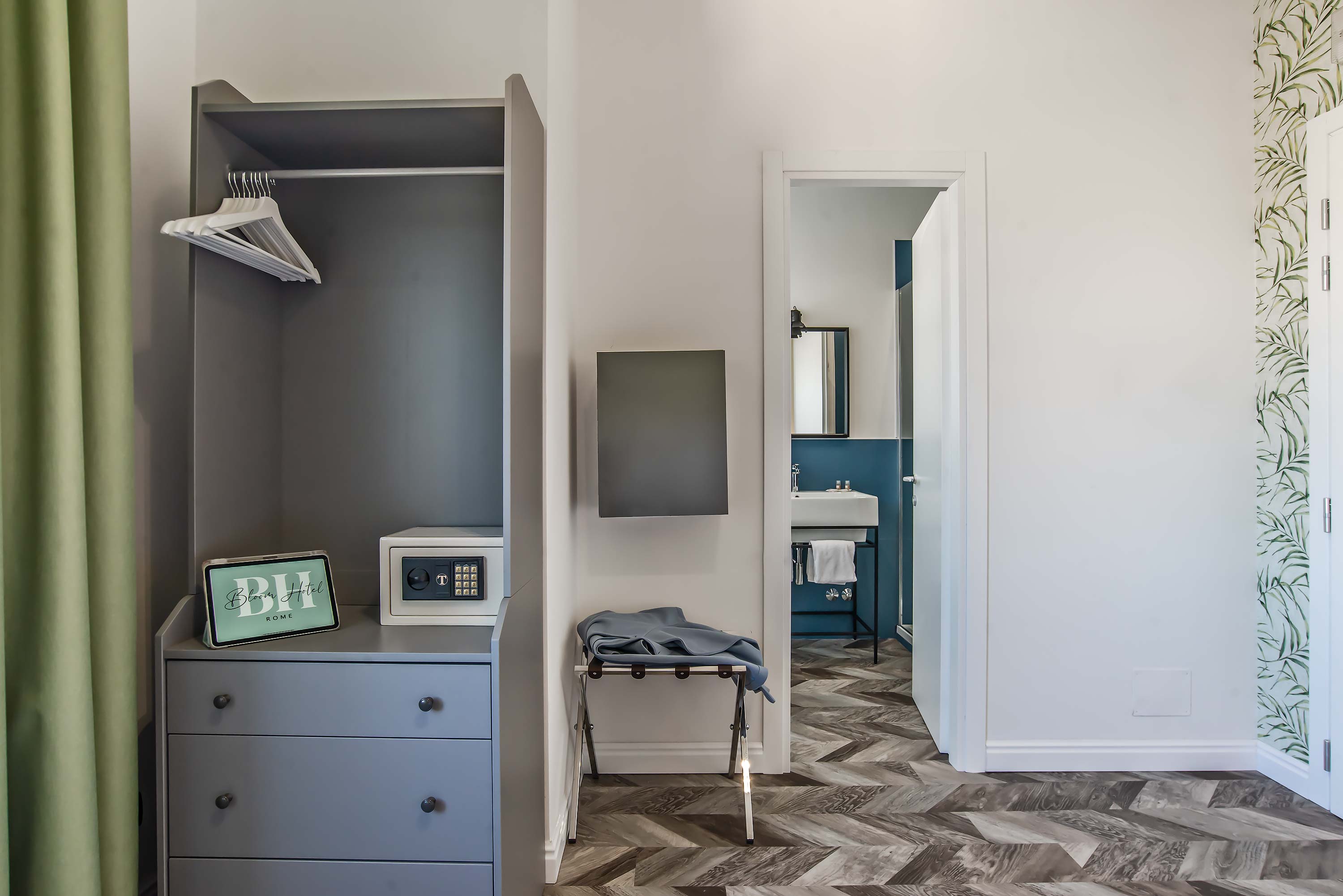 Double or Twin Superior