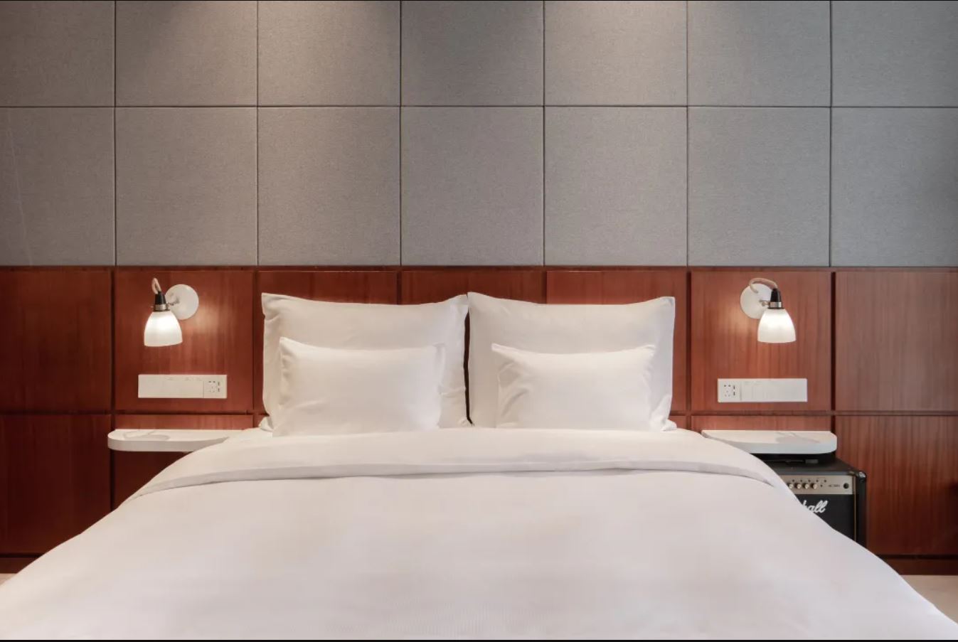 Double Deluxe King Bed