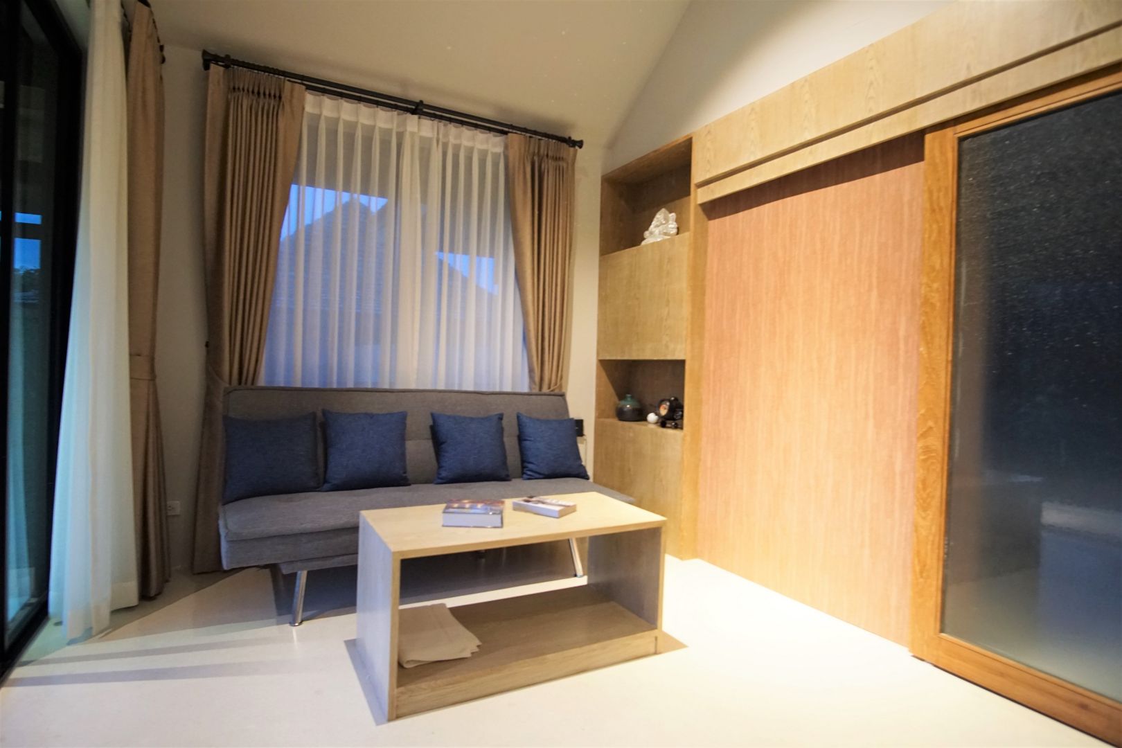 Family Room Mountain View