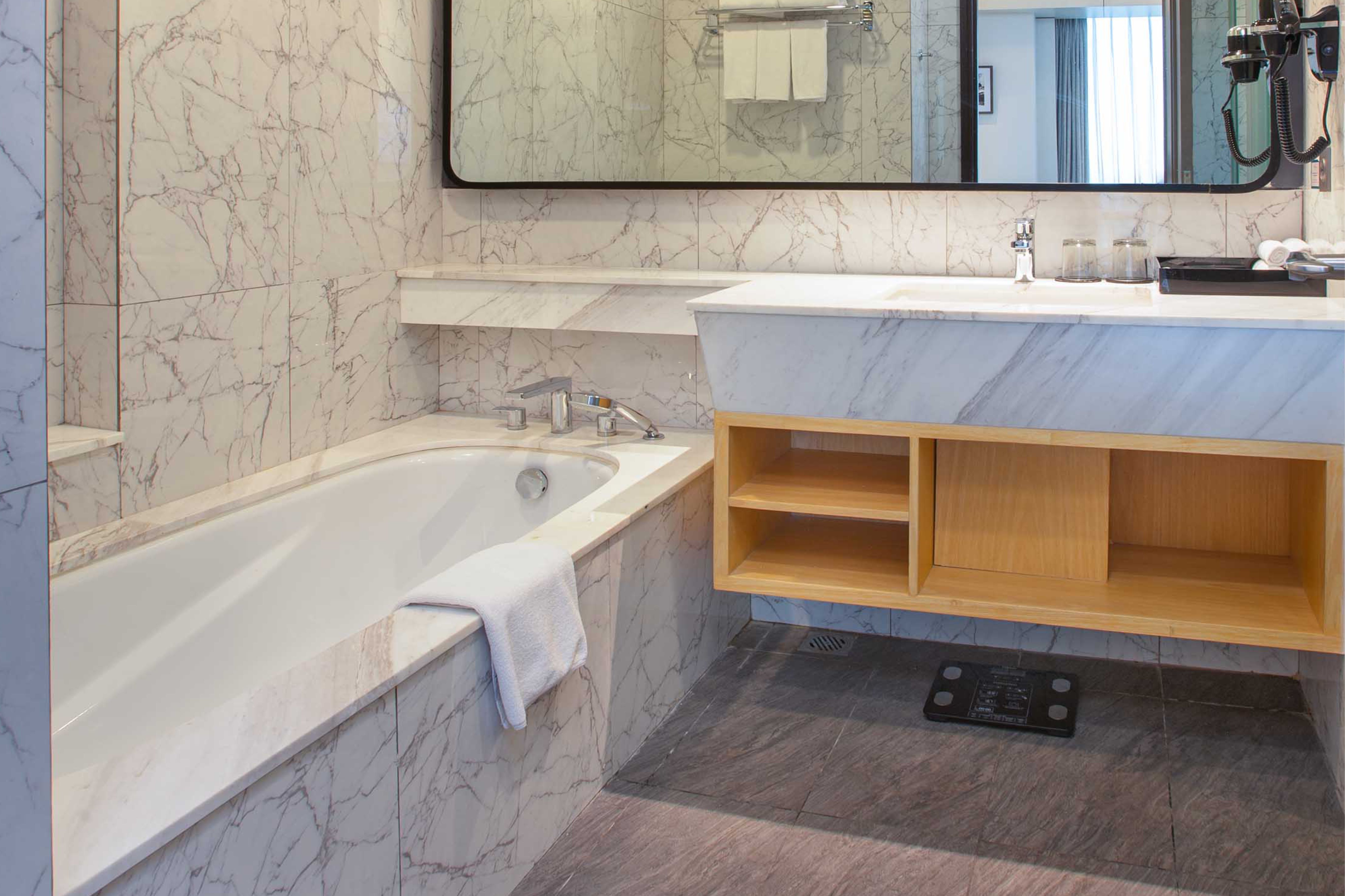 Suite King Bed One Bedroom 