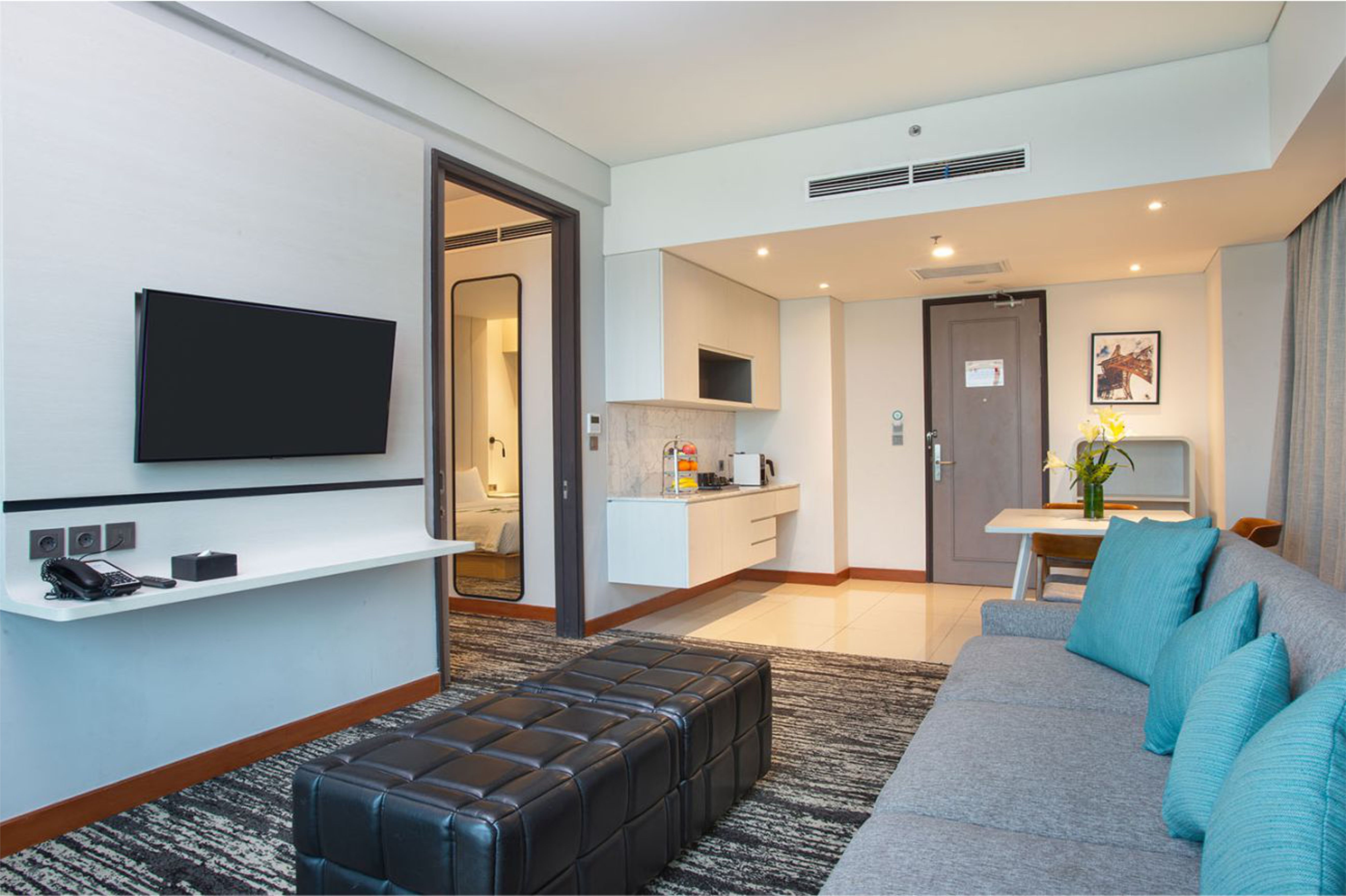 Suite King Bed One Bedroom 