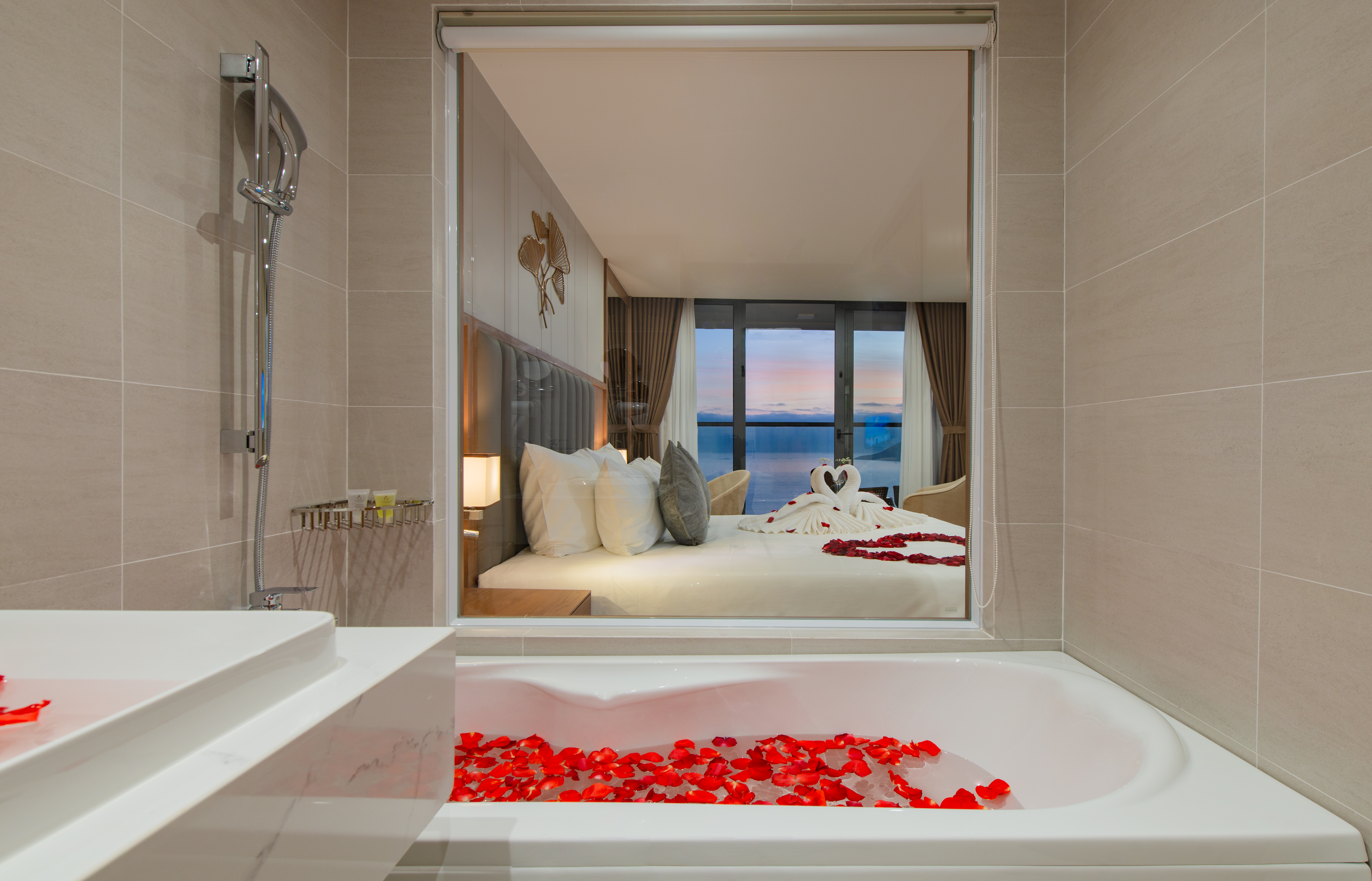 Double Deluxe Premier