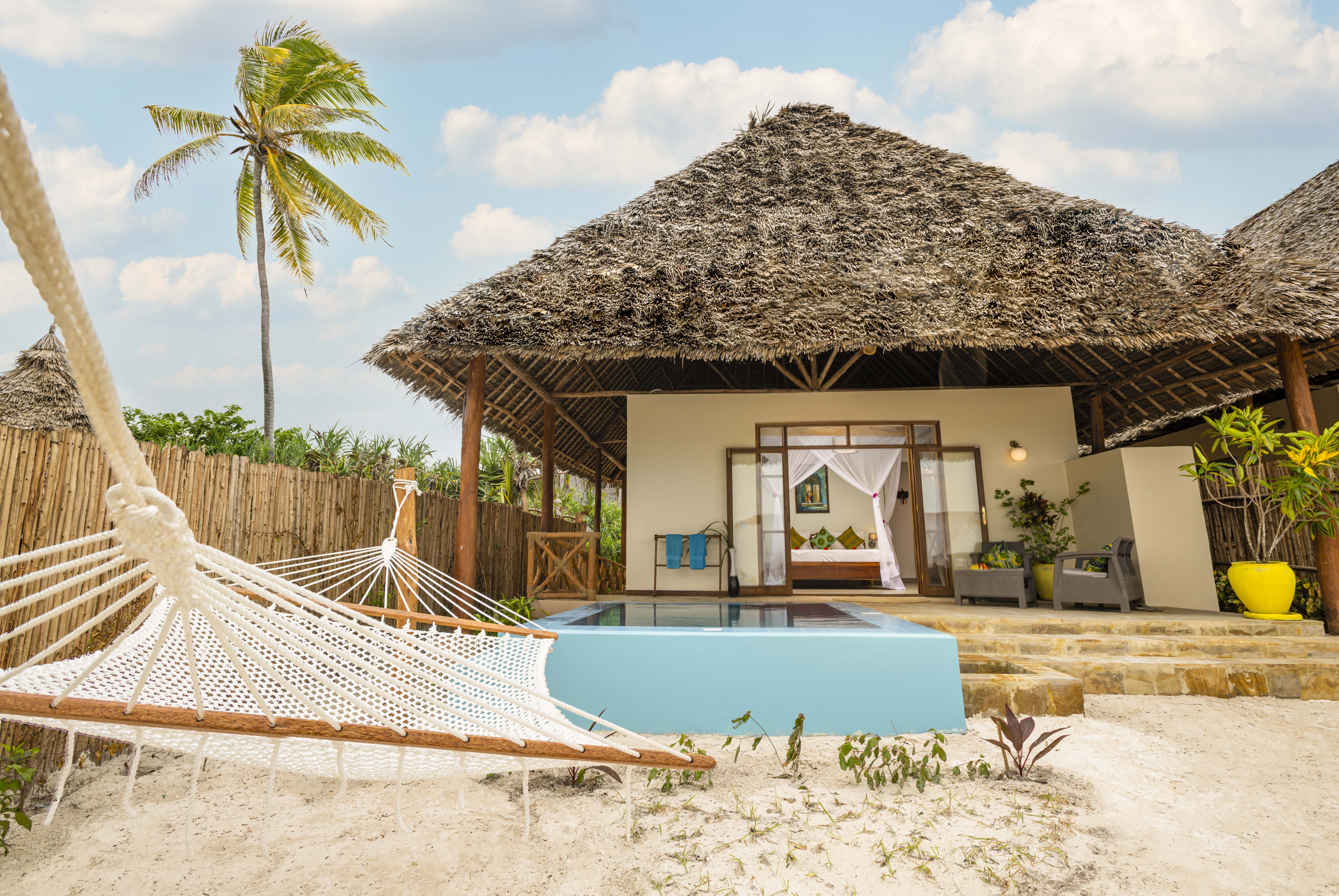 Bungalow Beach Front