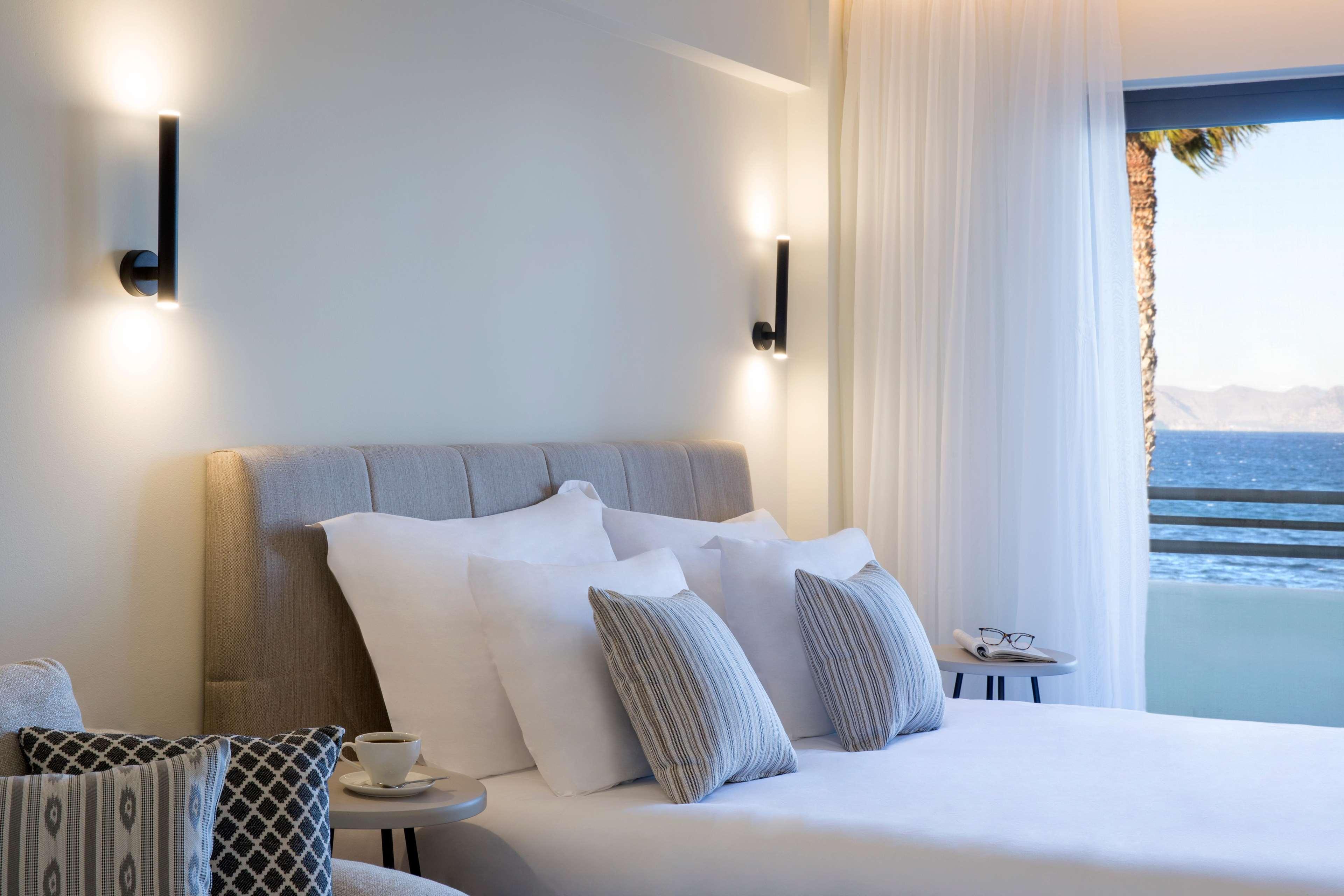 Double or Twin Deluxe Sea View