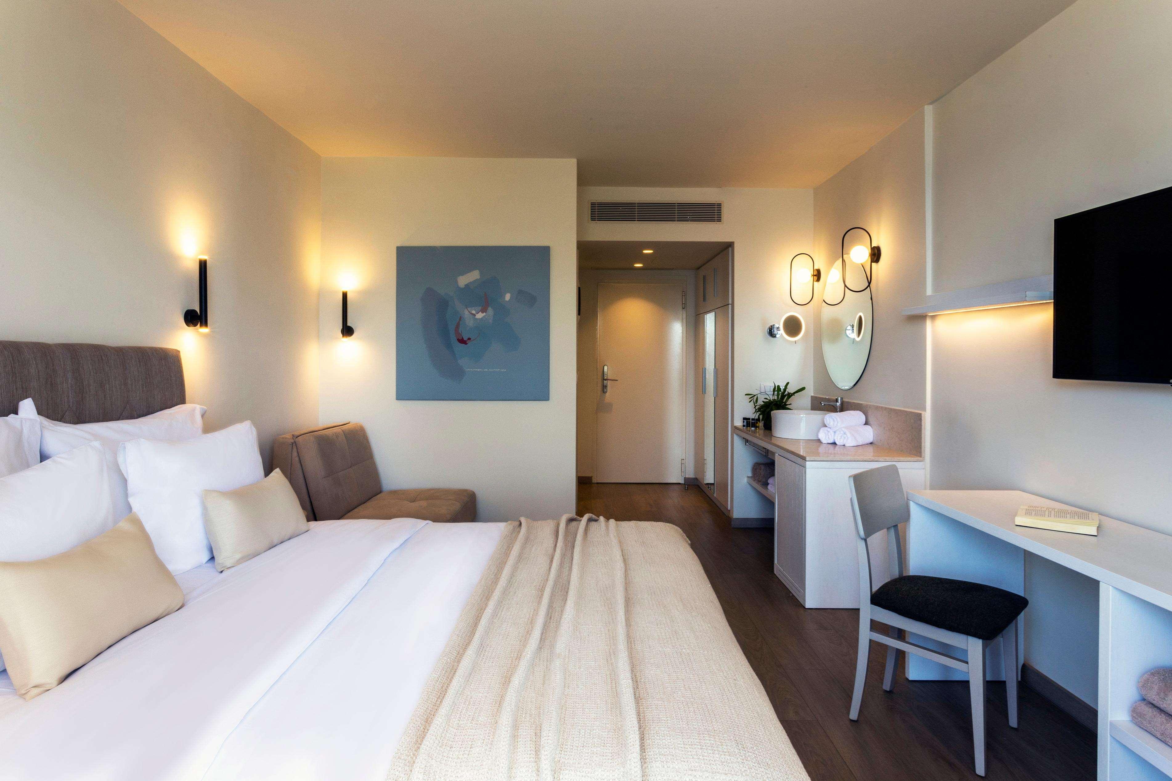 Double or Twin Deluxe City View