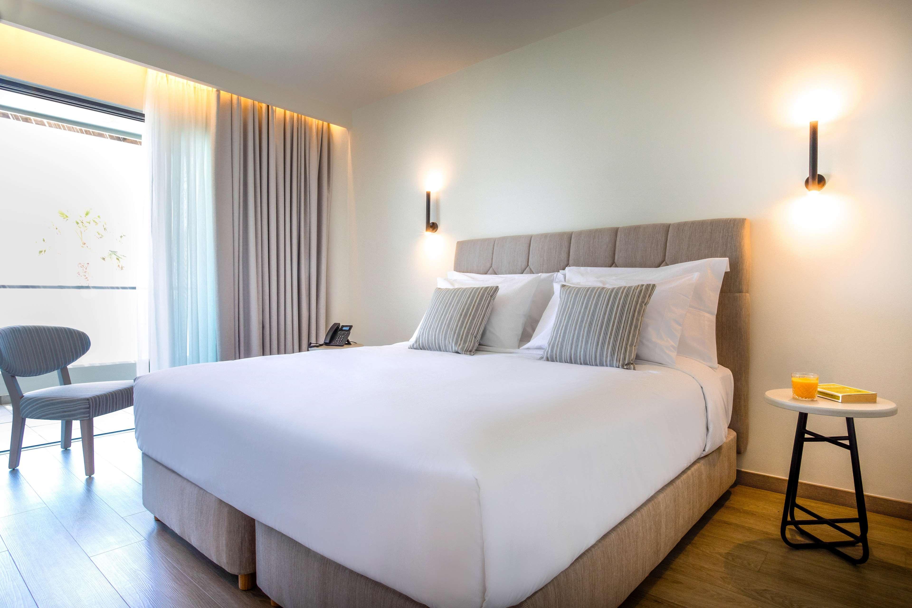 Family Room Pool View Two Bedrooms