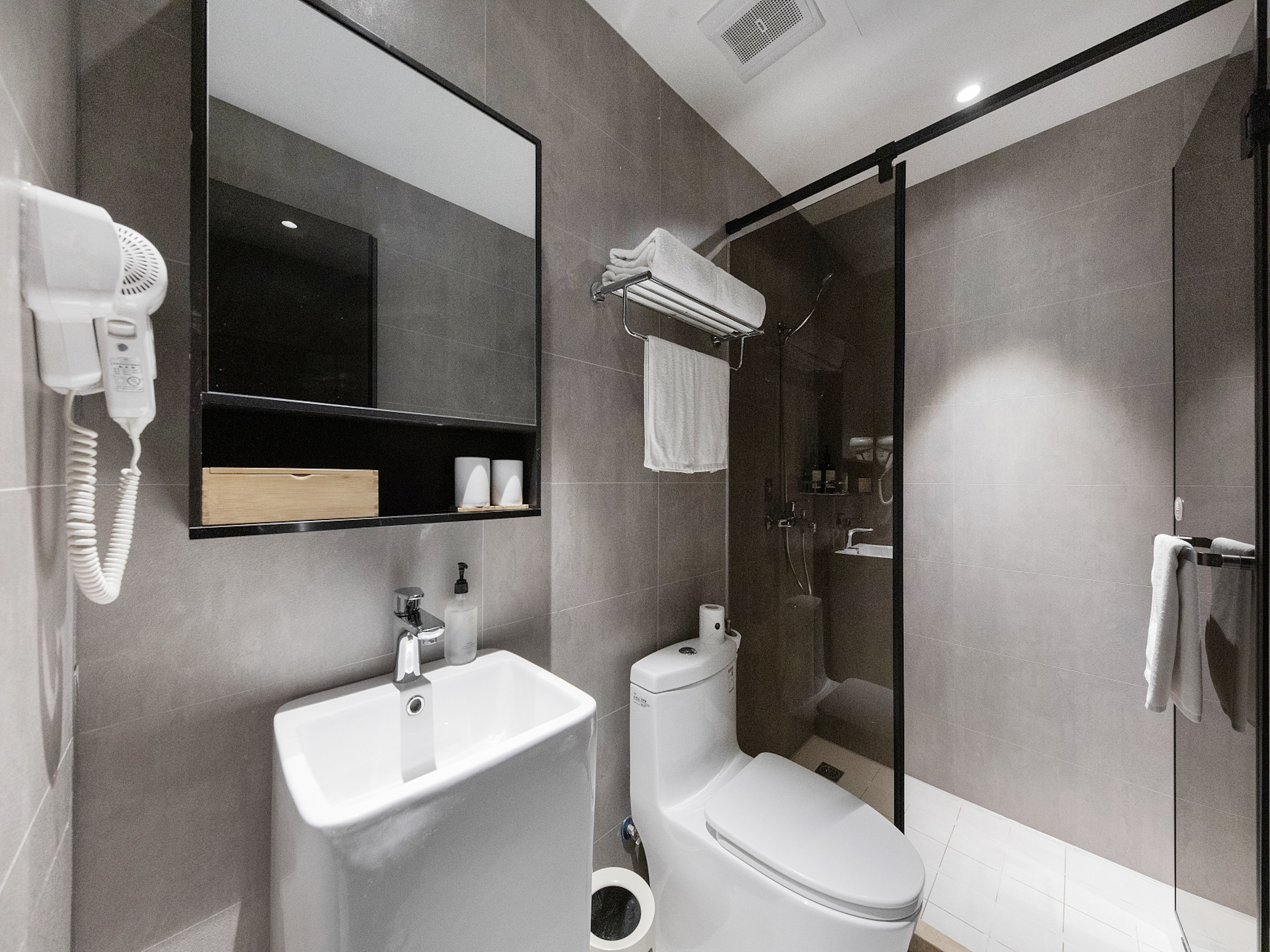 Double Inner-superior