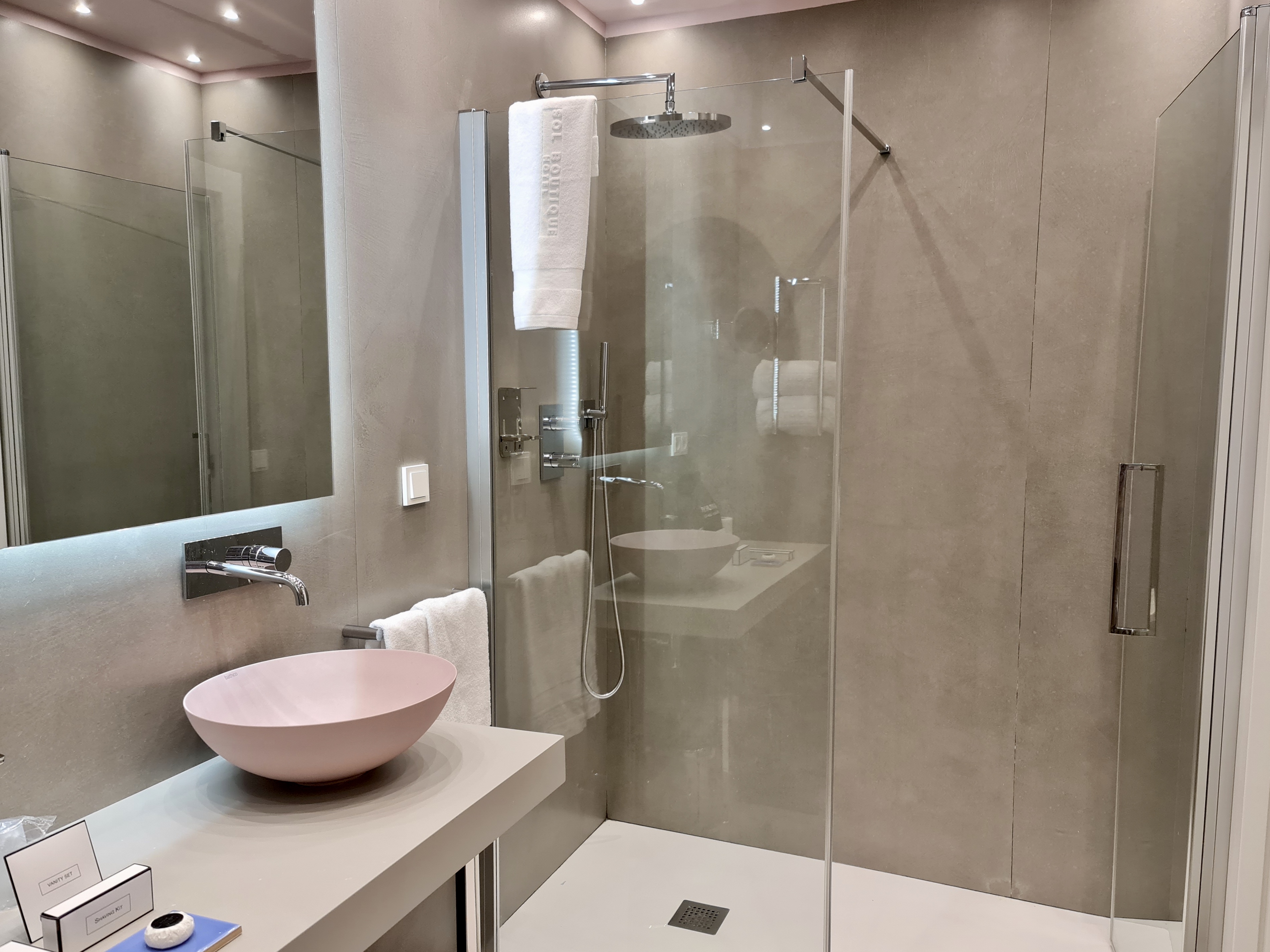 Double or Twin Standard