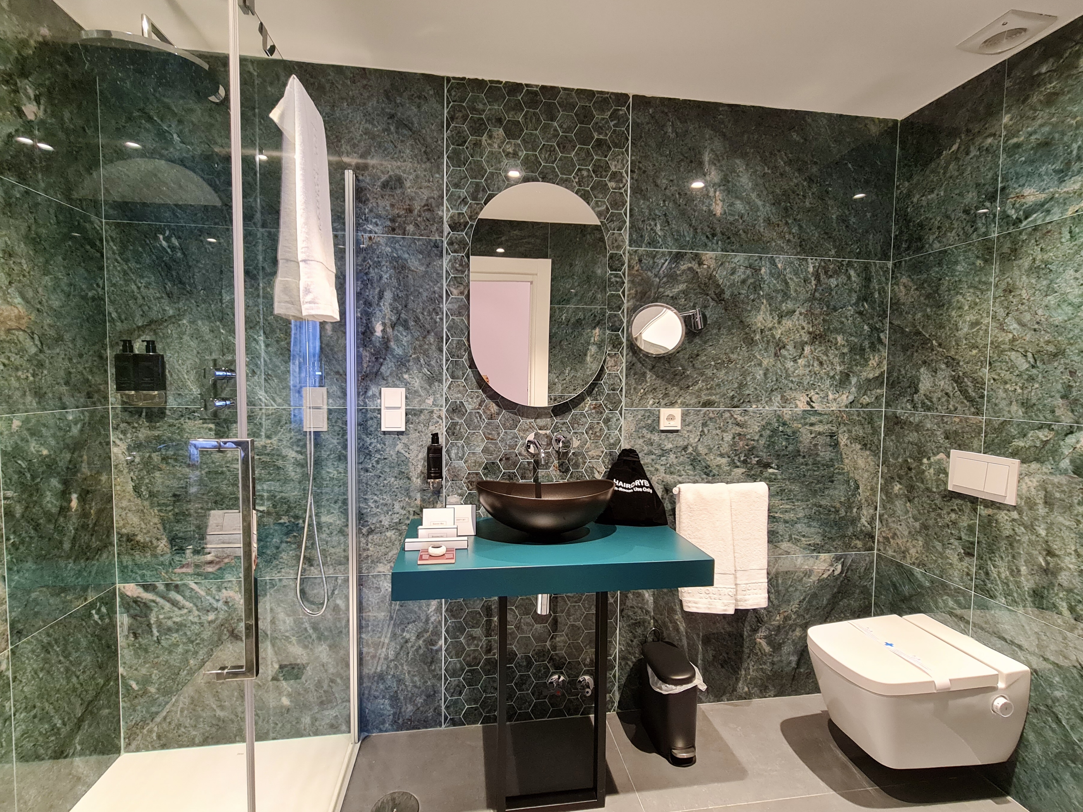 Double or Twin Standard