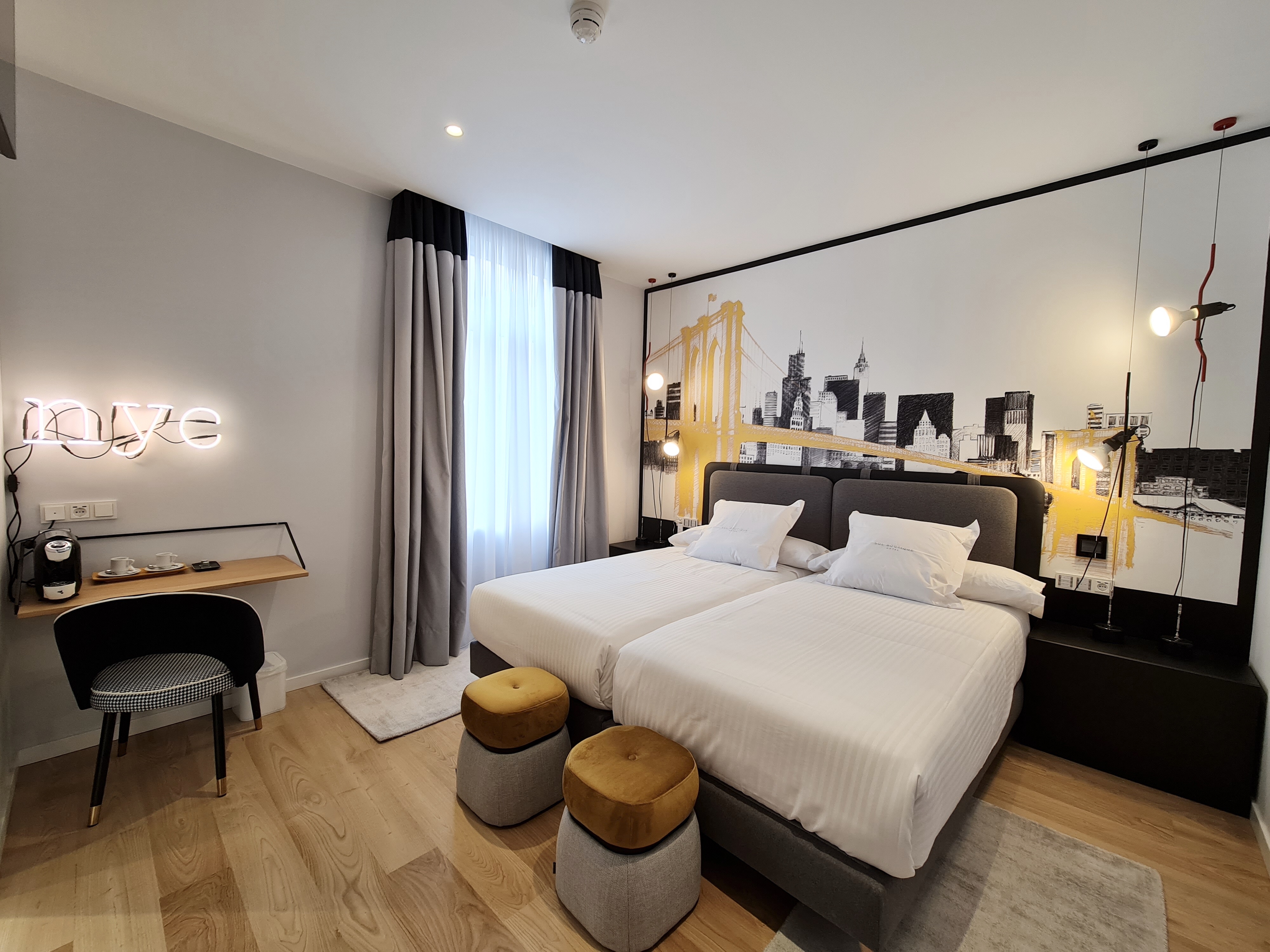 Double or Twin Standard