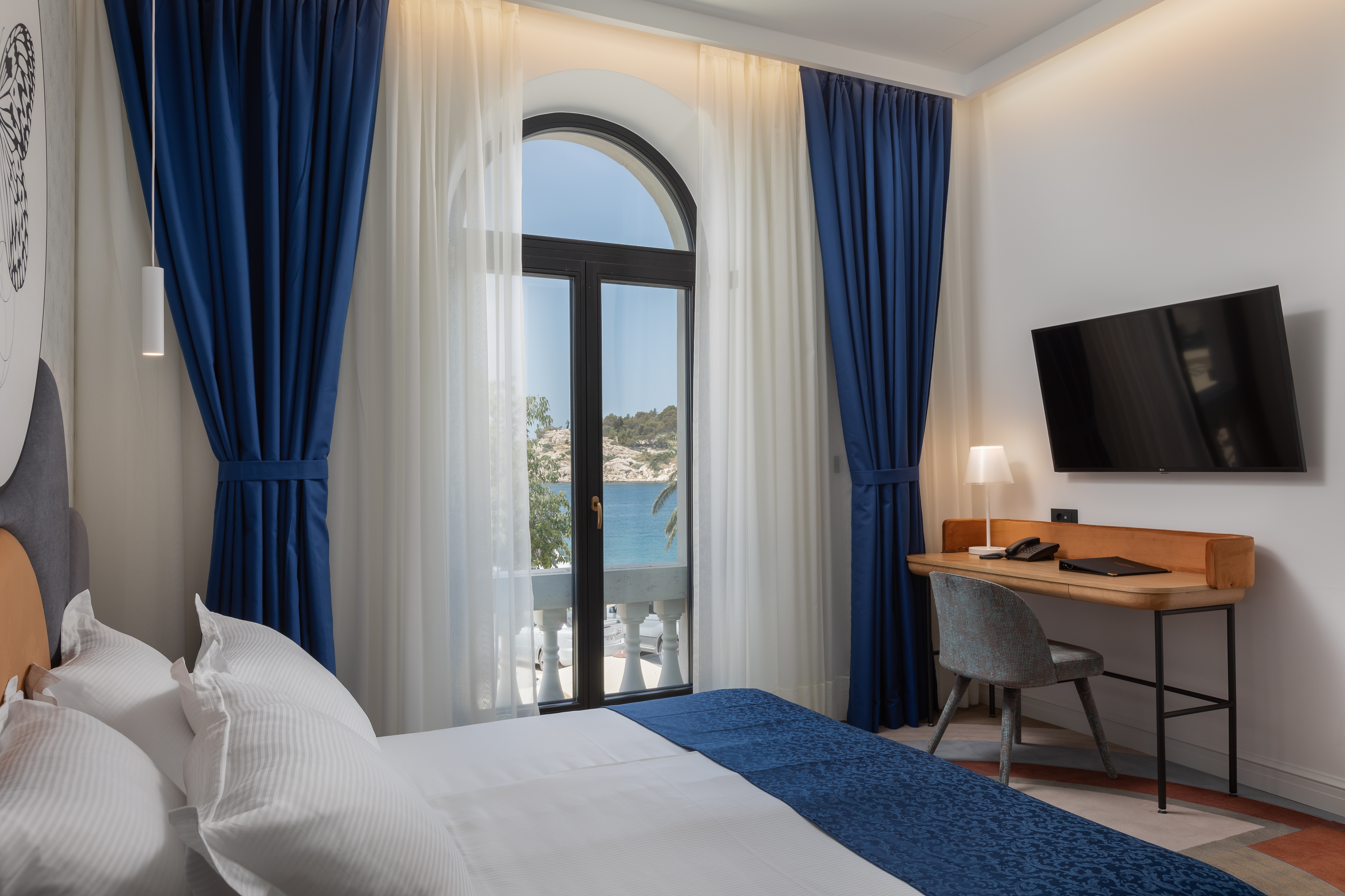 Double Superior Side Sea View