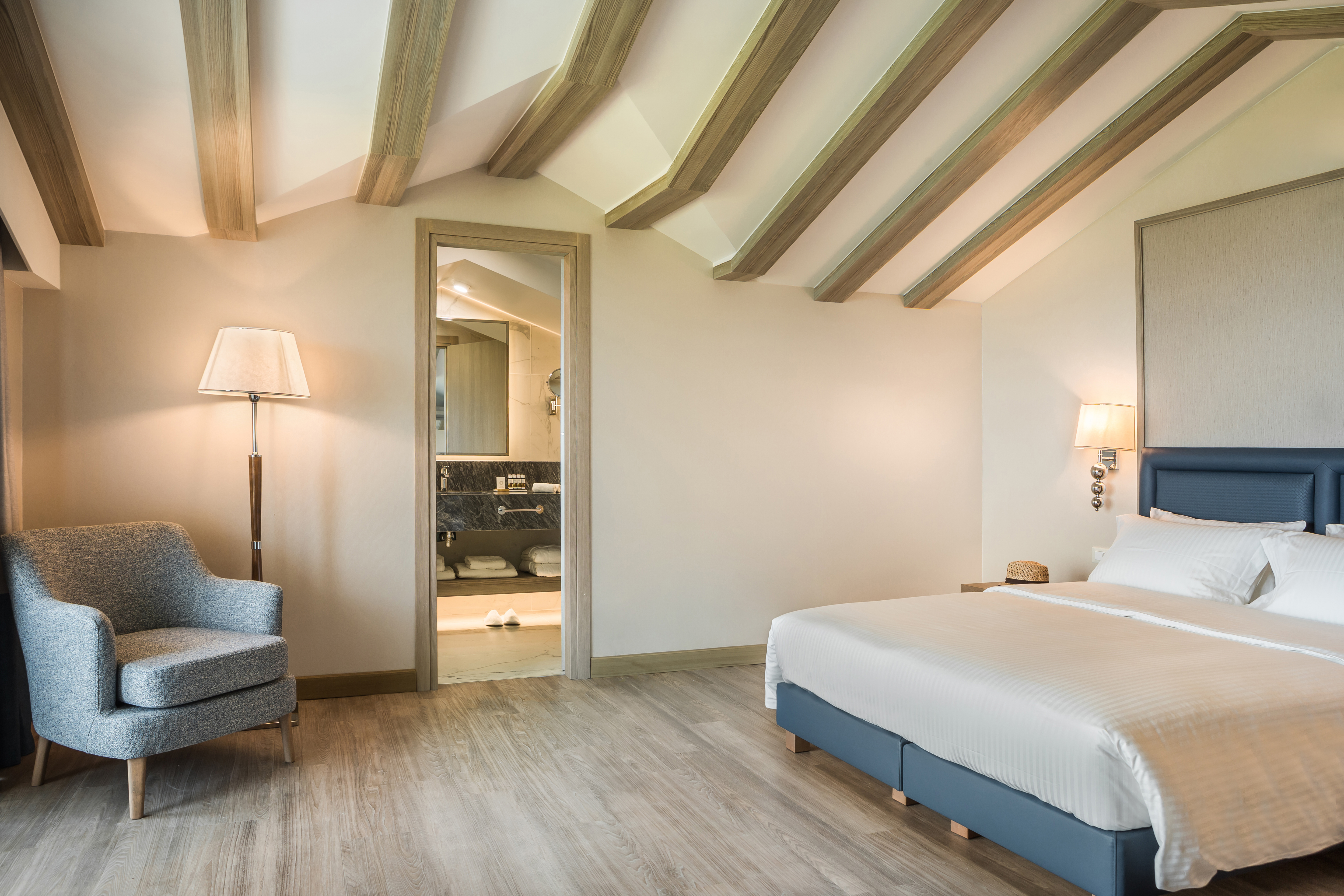 Double Single Sea View with Balcony