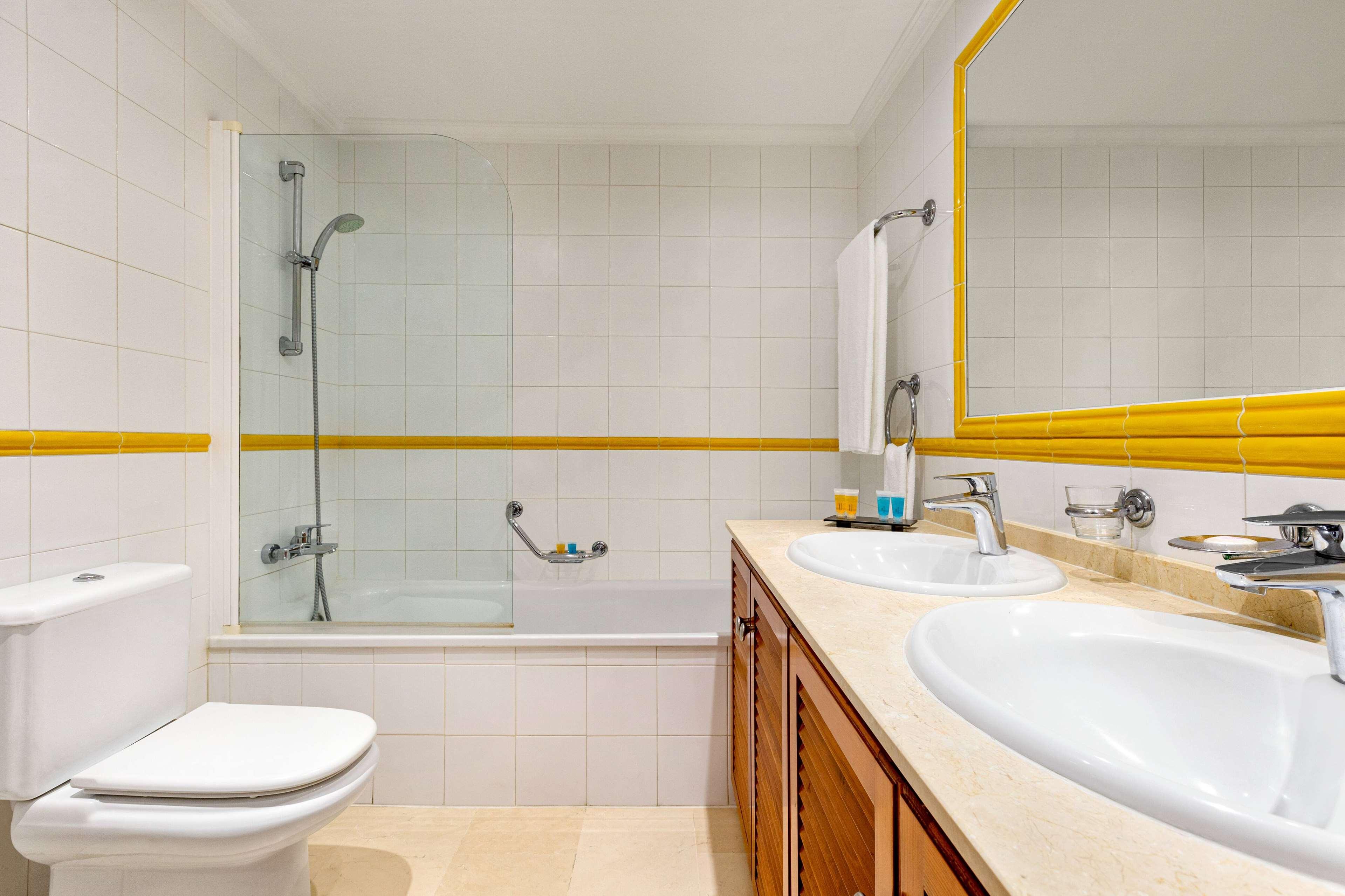 Junior Suite Deluxe with Views