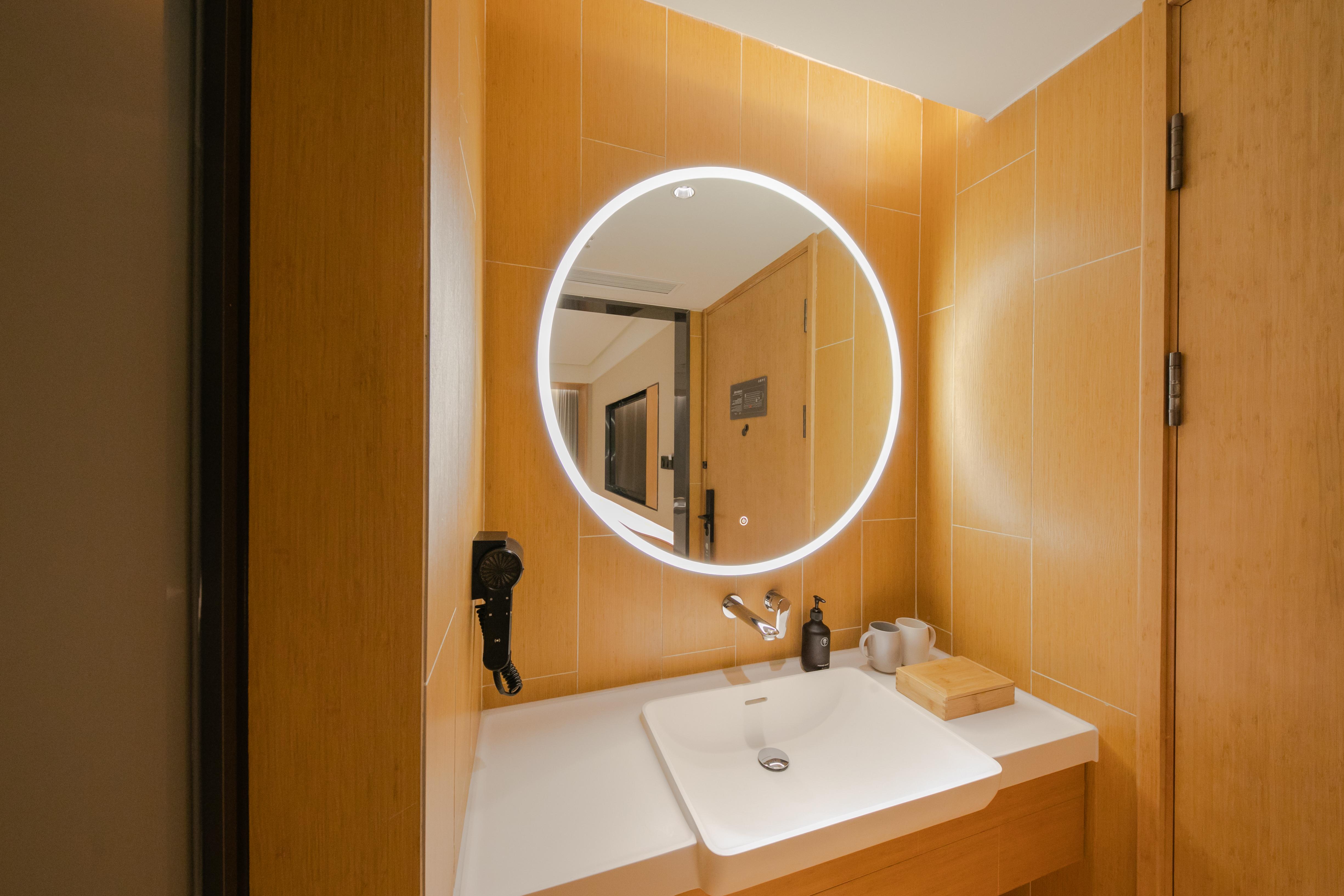 Double Inner-superior