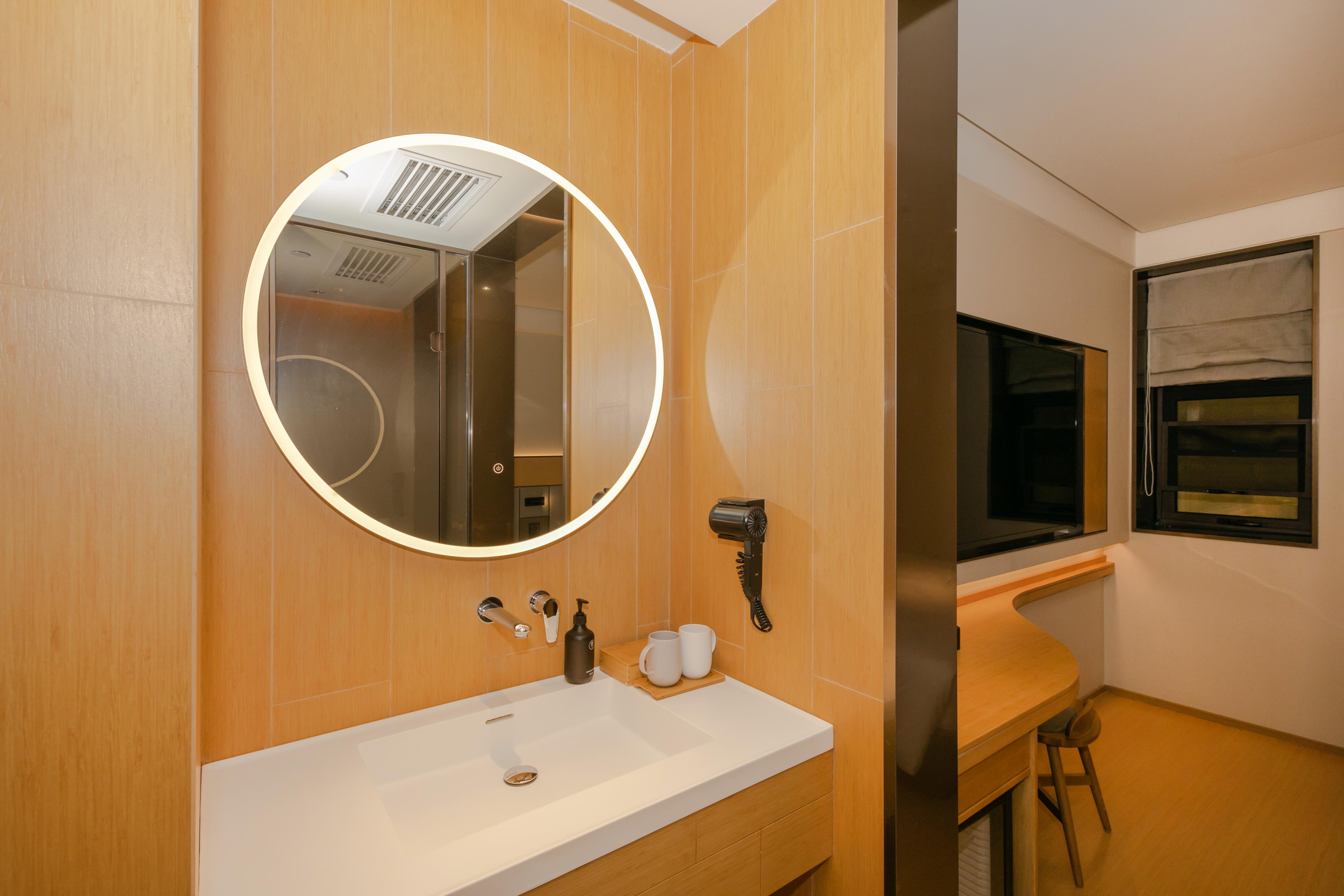 Double Inner-superior