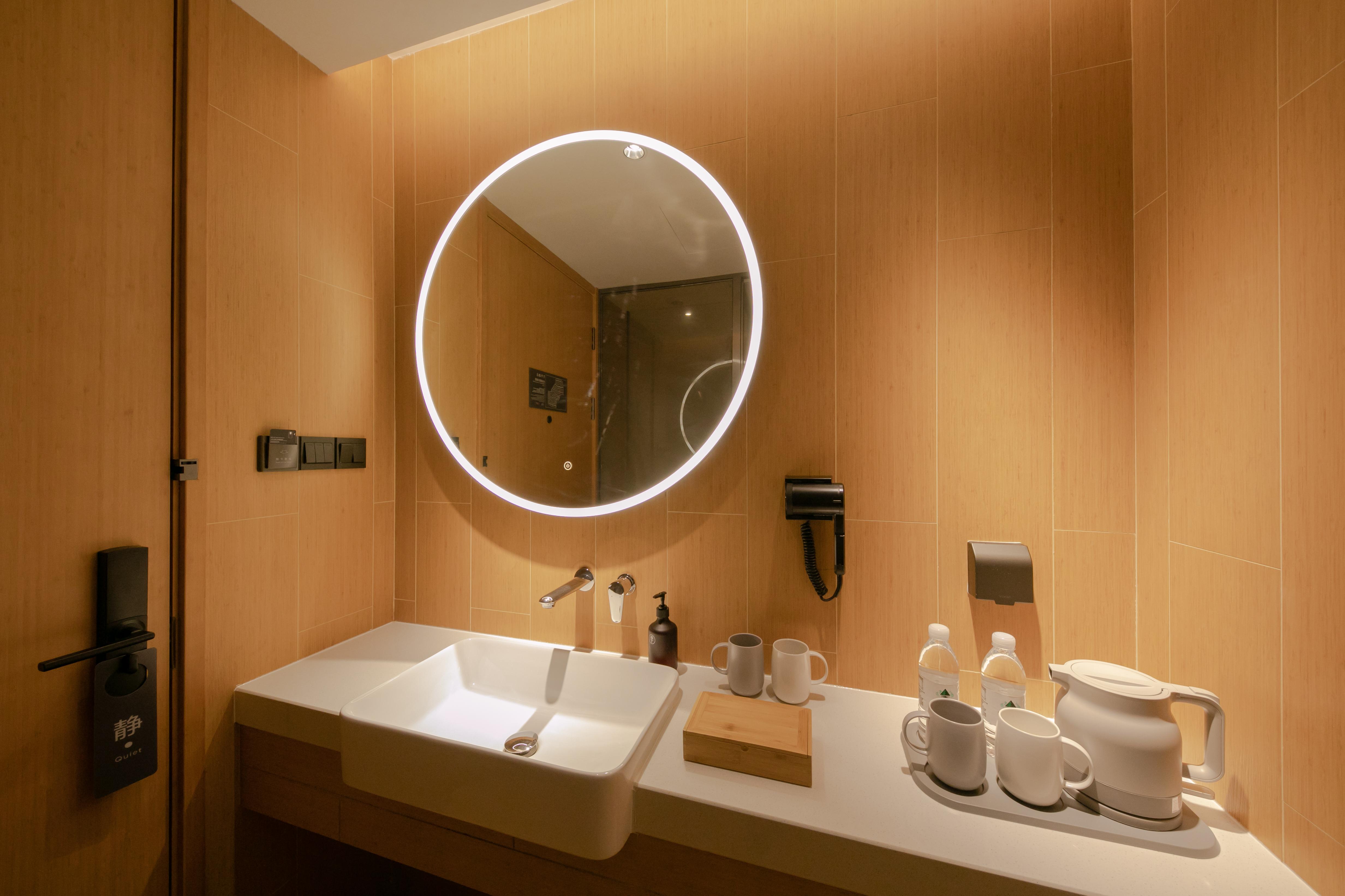 Double Inner-superior