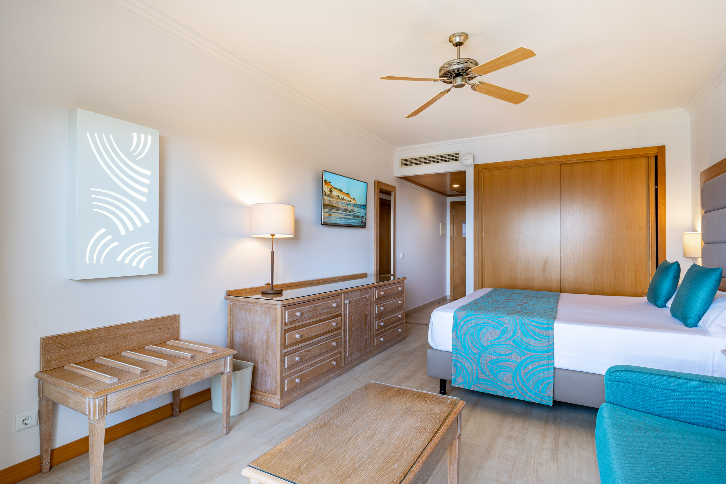 Family Room Side Sea View