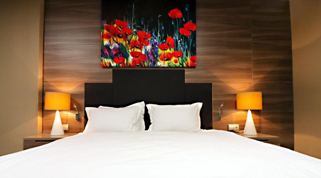 Double Accessible King Size Bed