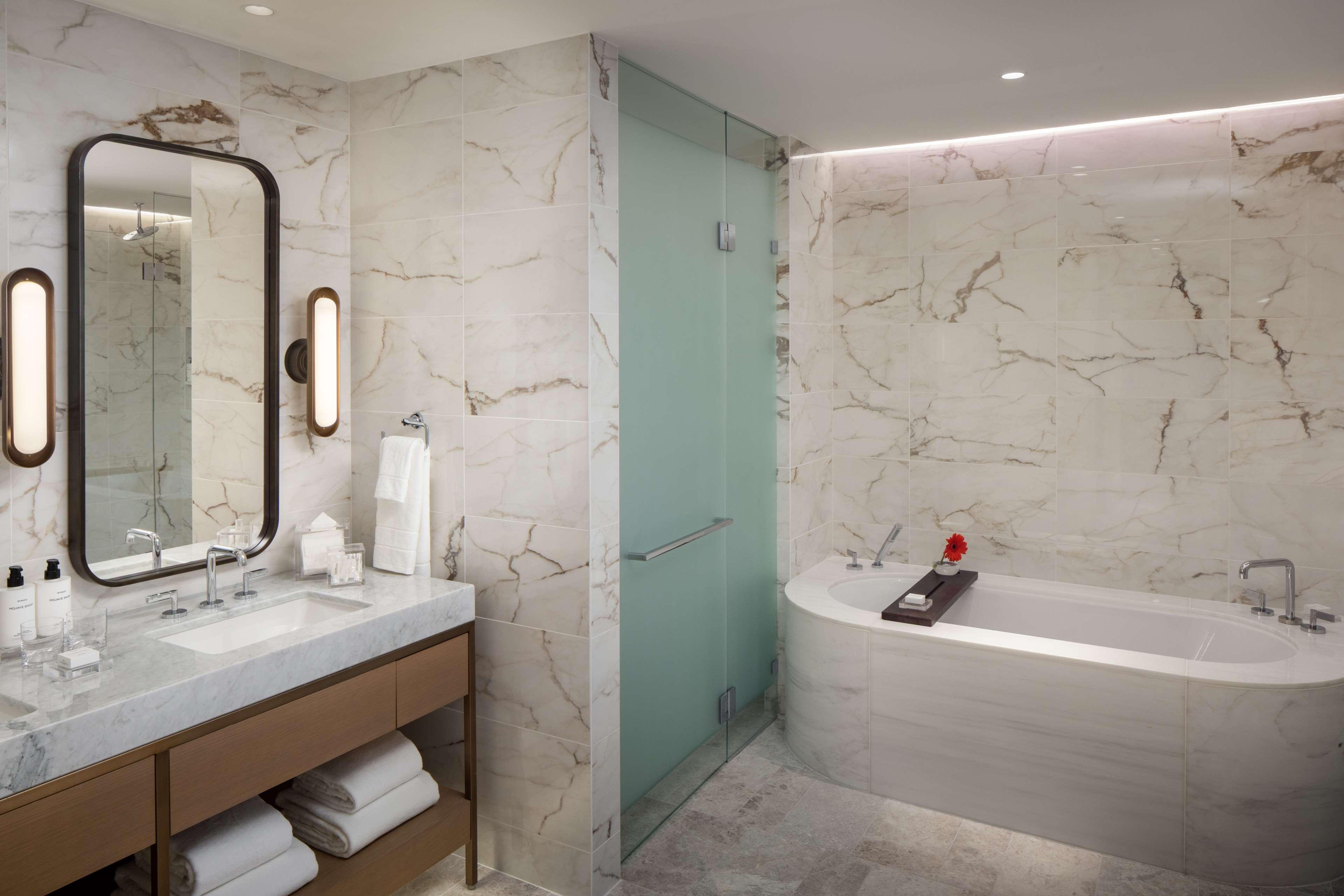 Suite Two Queen Beds