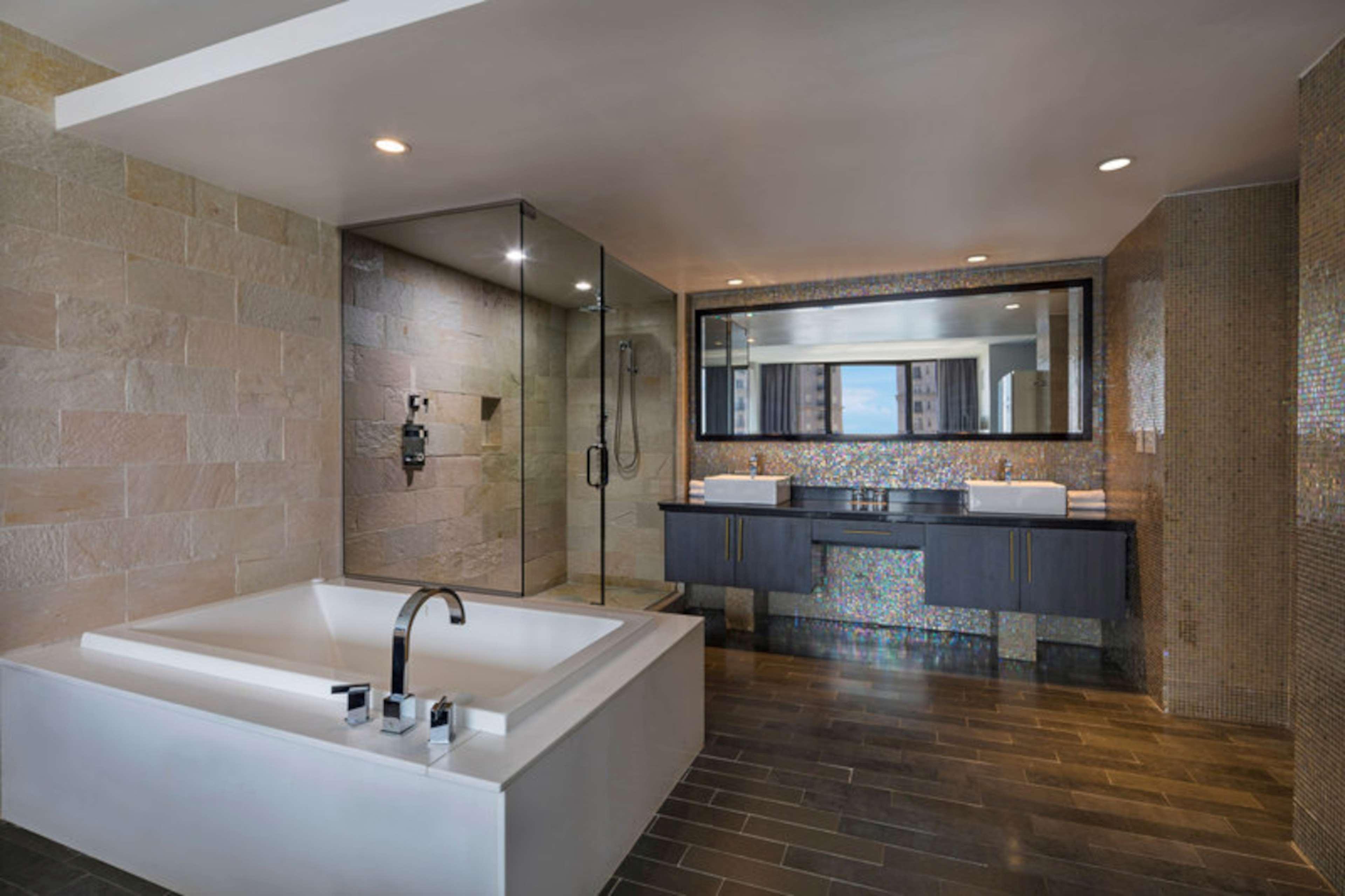 Suite Premium King Bed