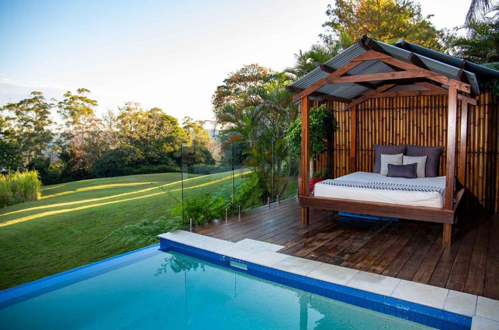 Cabin with Private Pool