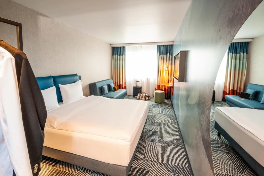 Family Room Mountain View