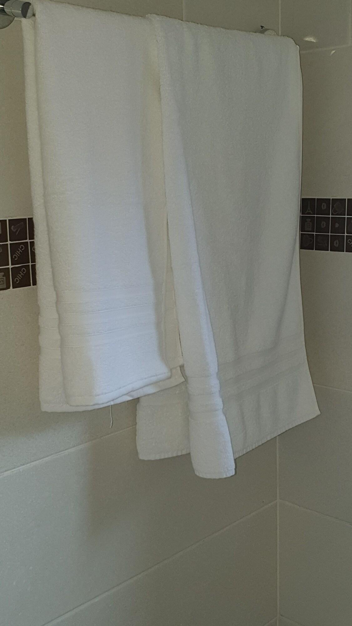 Suite Queen Size Bed