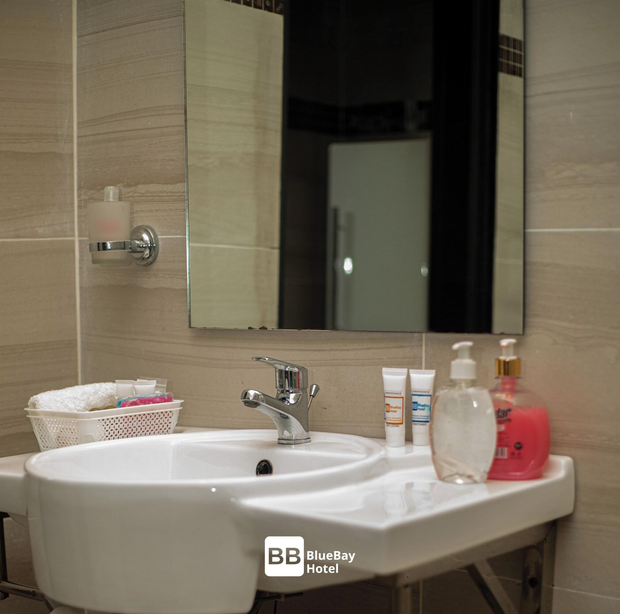 Suite Queen Size Bed