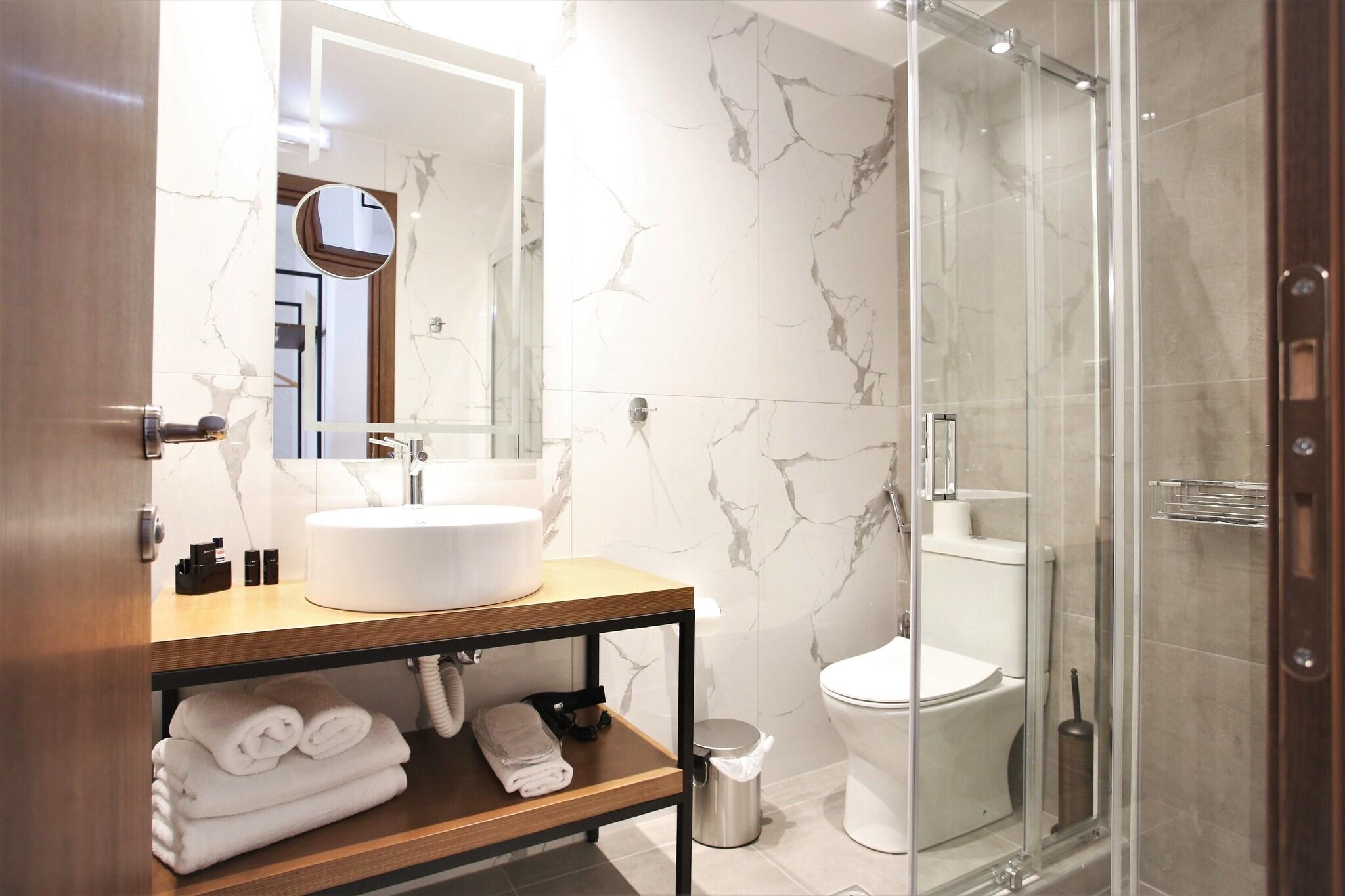 Room Deluxe King Bed