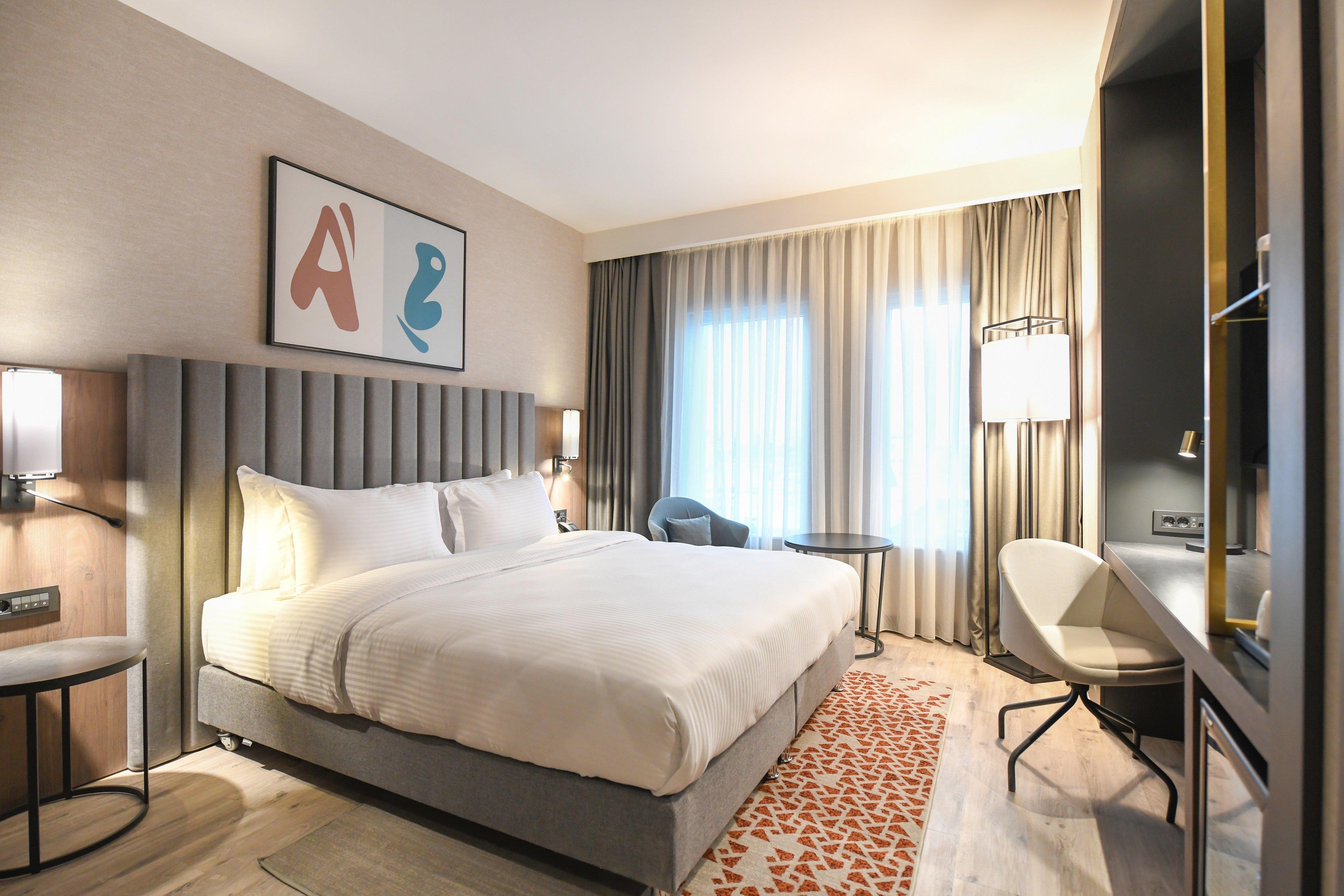 Junior Suite King Size Bed