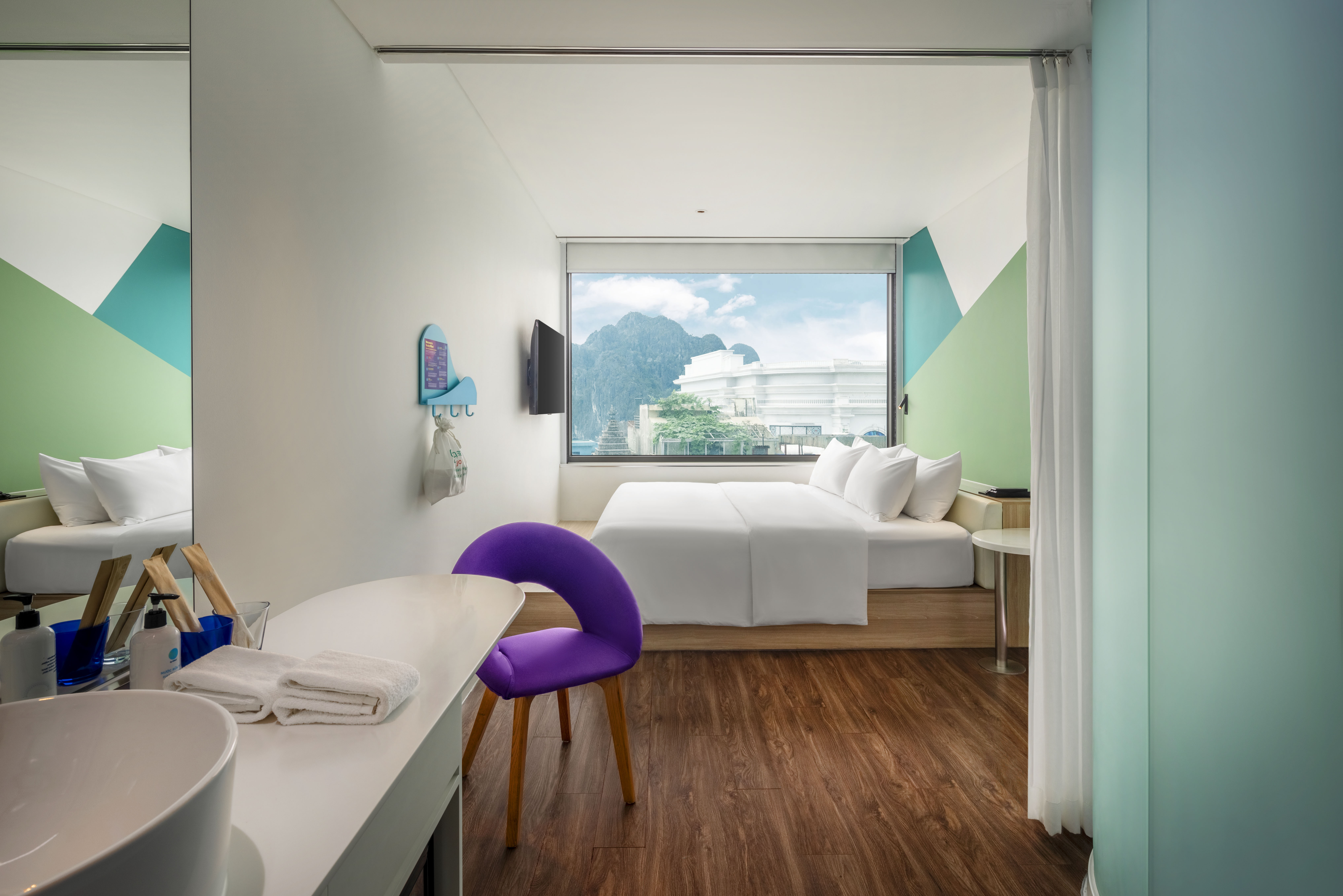 Double King Size Bed