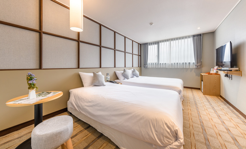 Family Room Two Beds