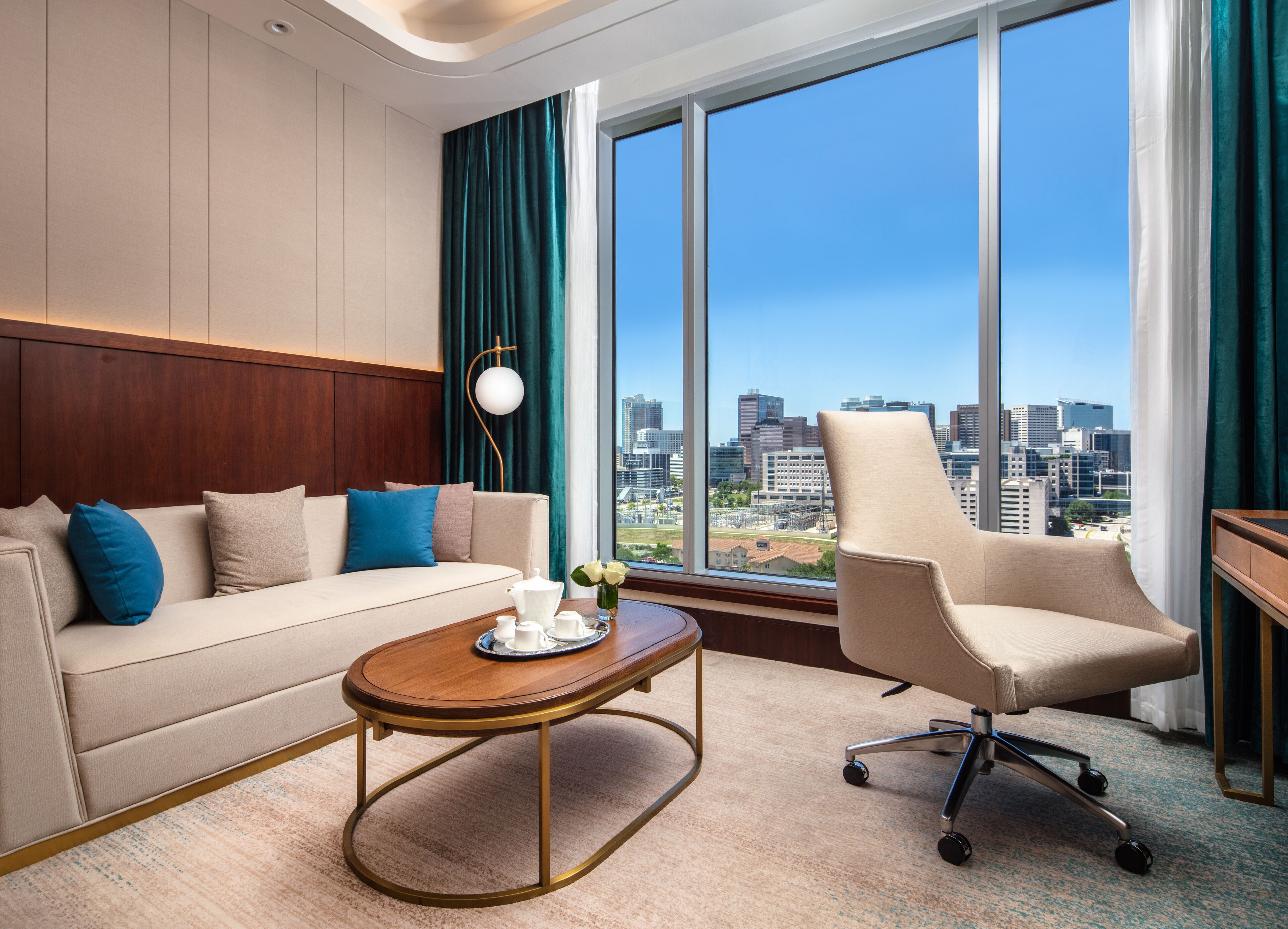 Studio King Size Bed