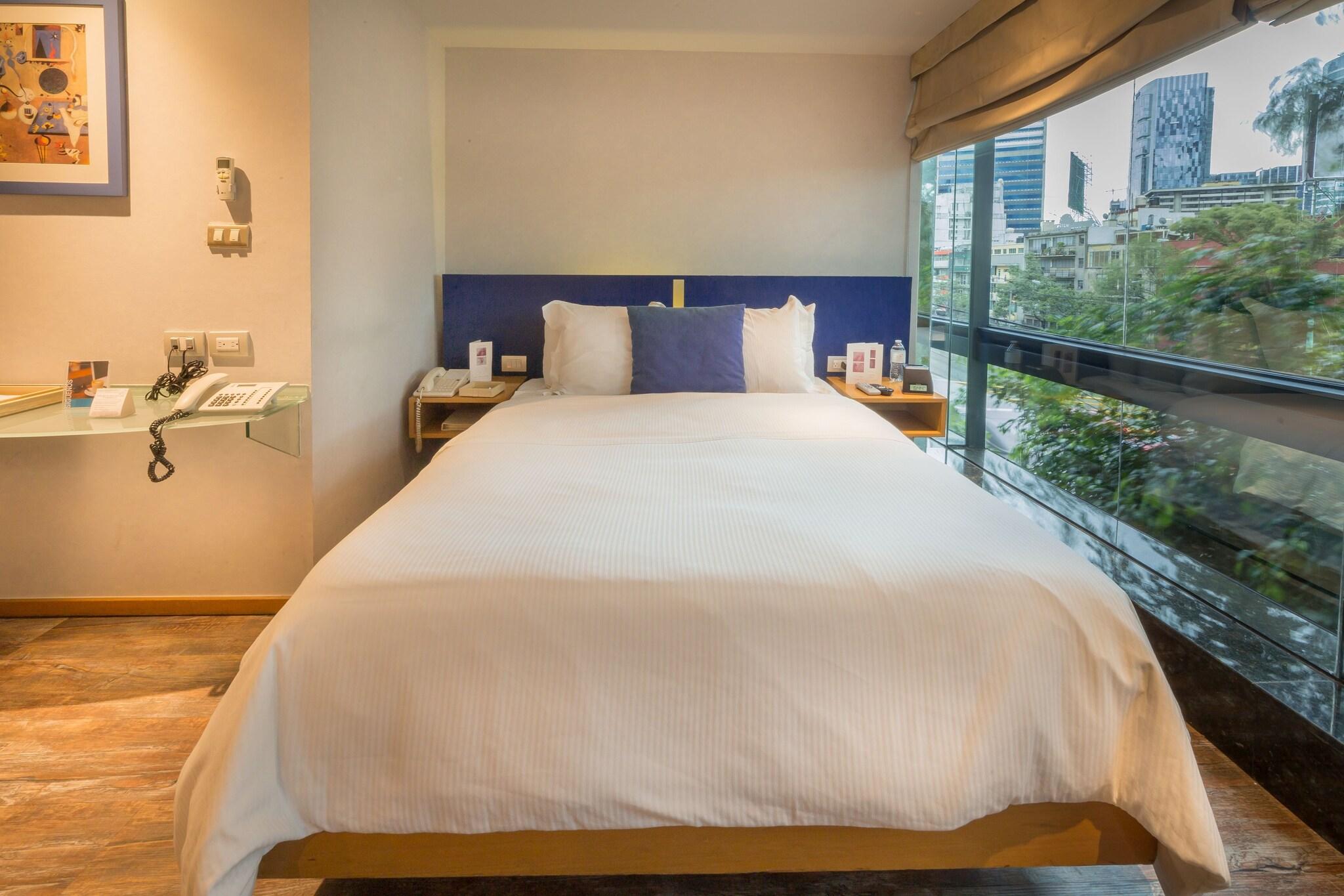 Studio with Double Bed