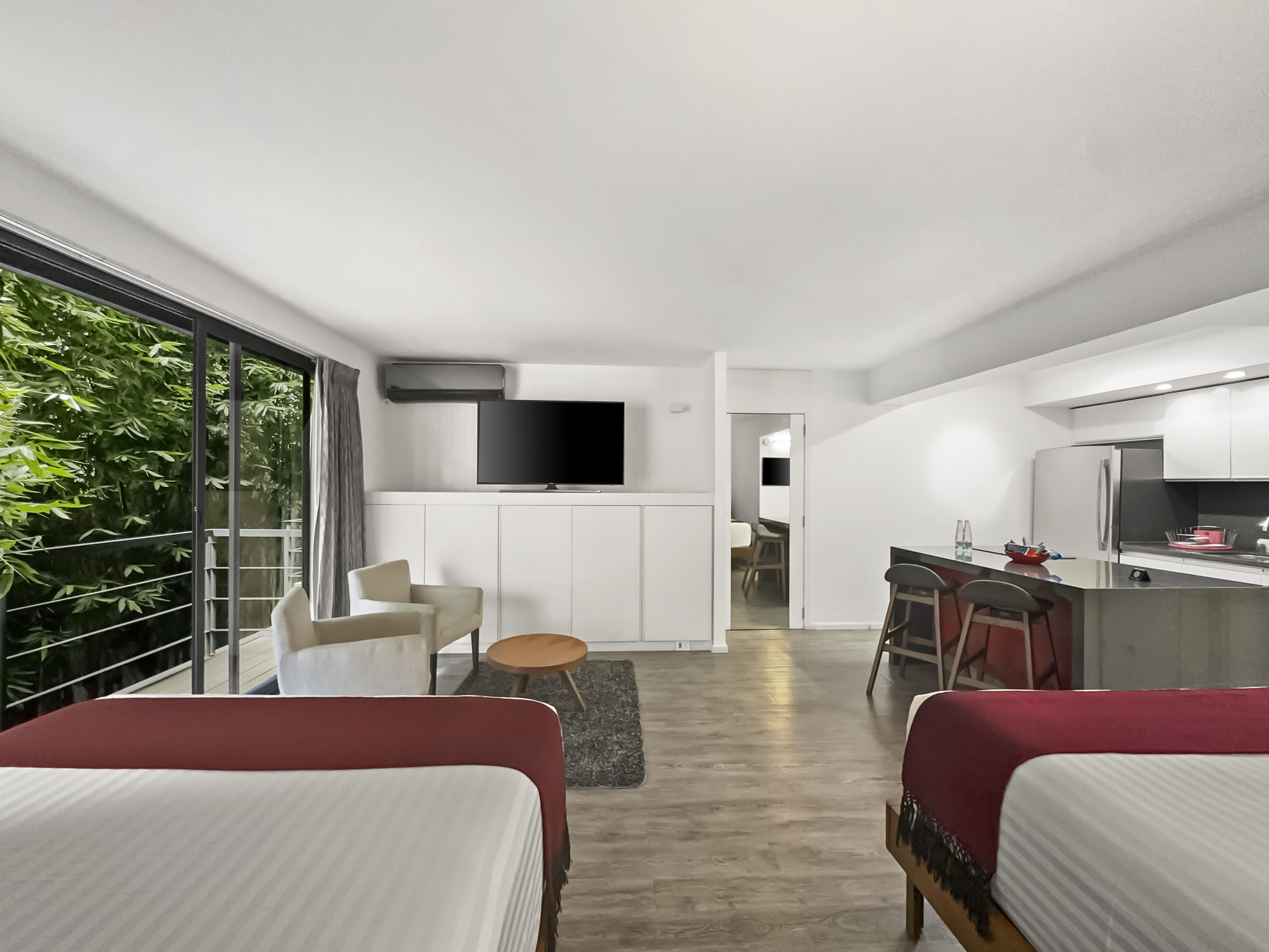 Quadruple with Terrace