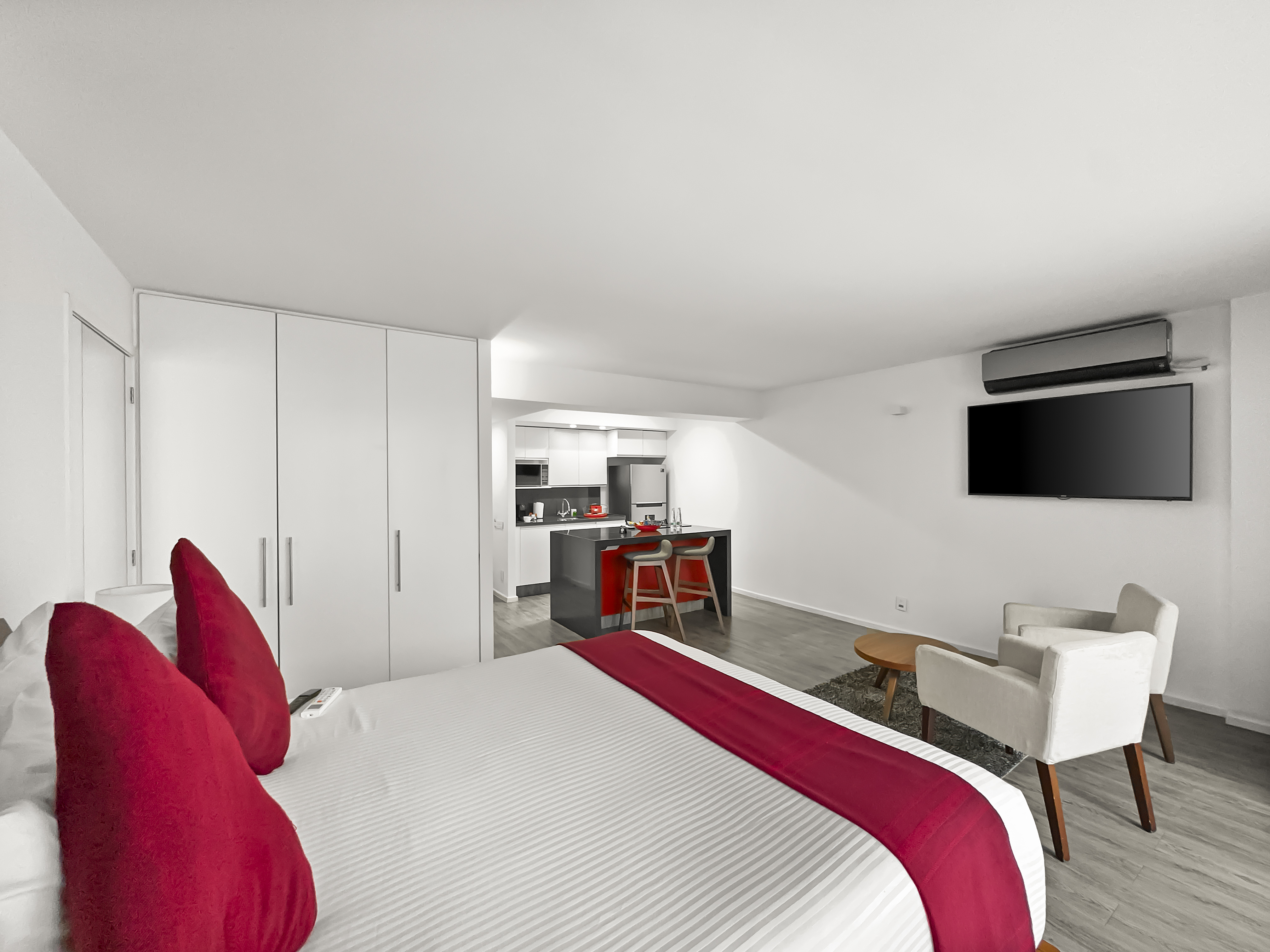 Suite Deluxe Queen Bed