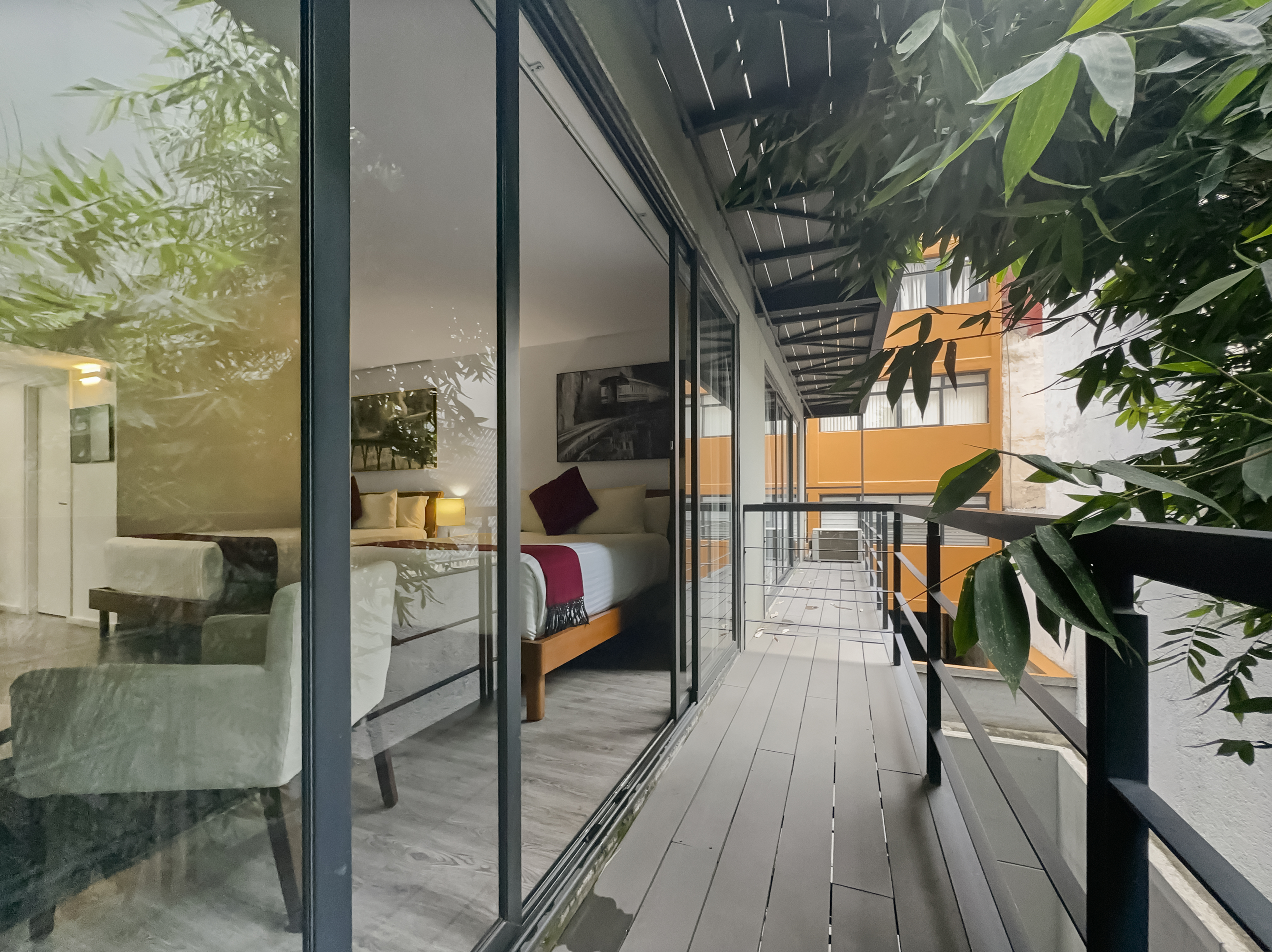 Quadruple with Terrace