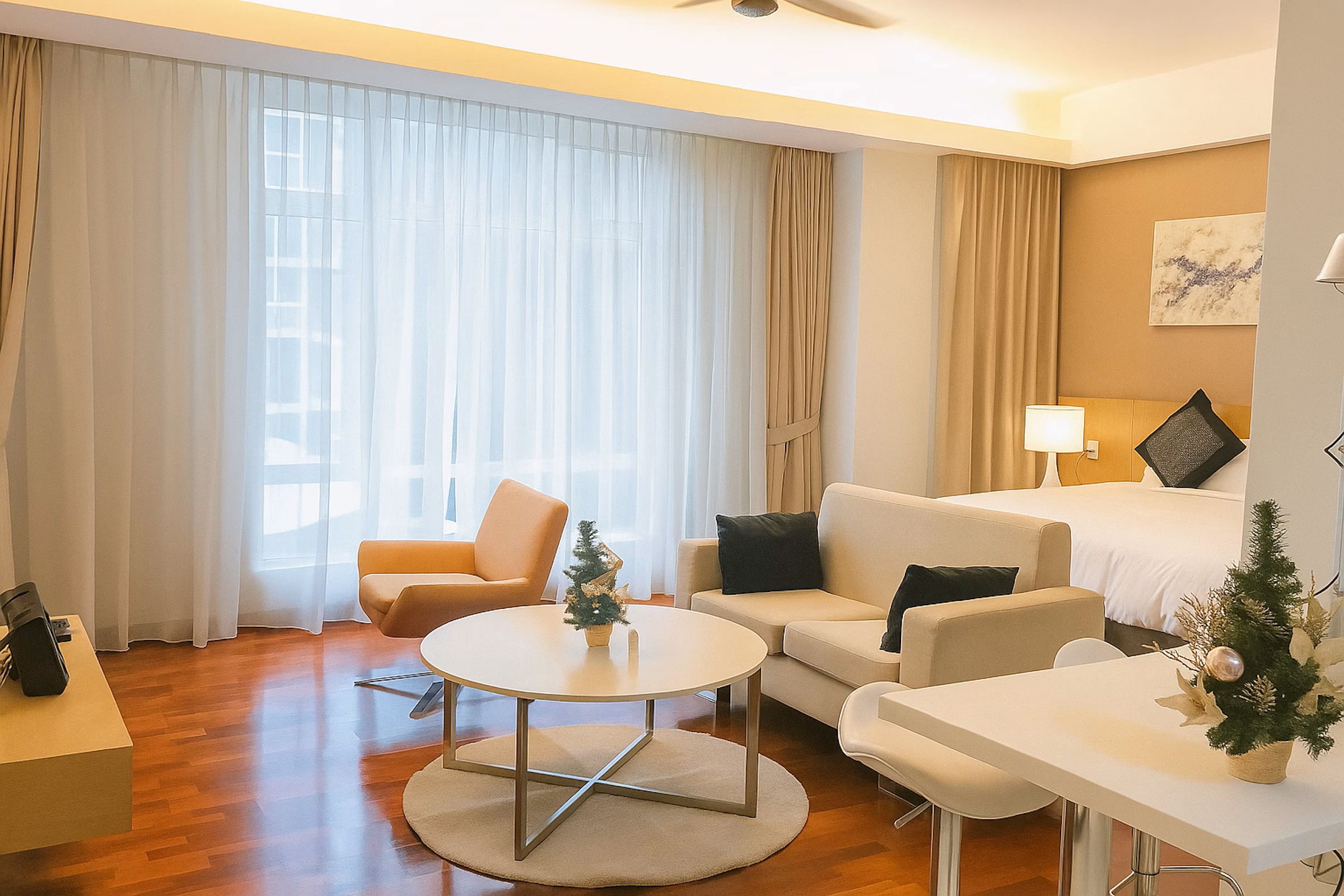 Studio Deluxe King Bed