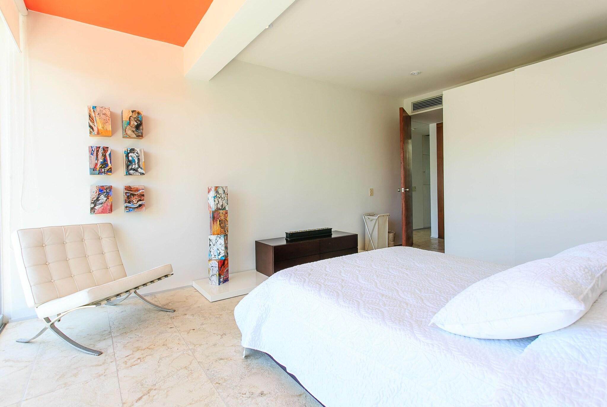 Apartment King Bed Two Bedrooms