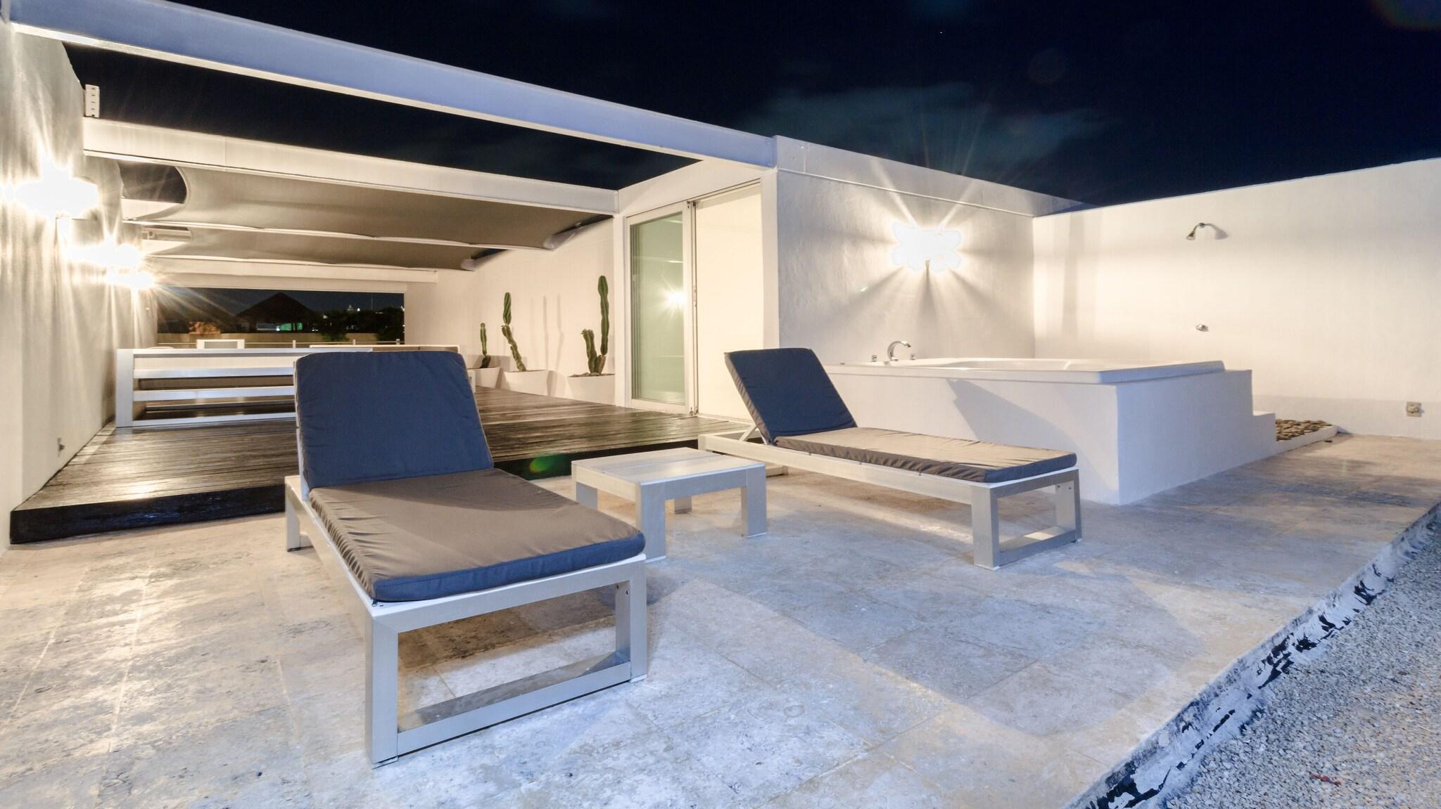 Apartment King Bed Two Bedrooms