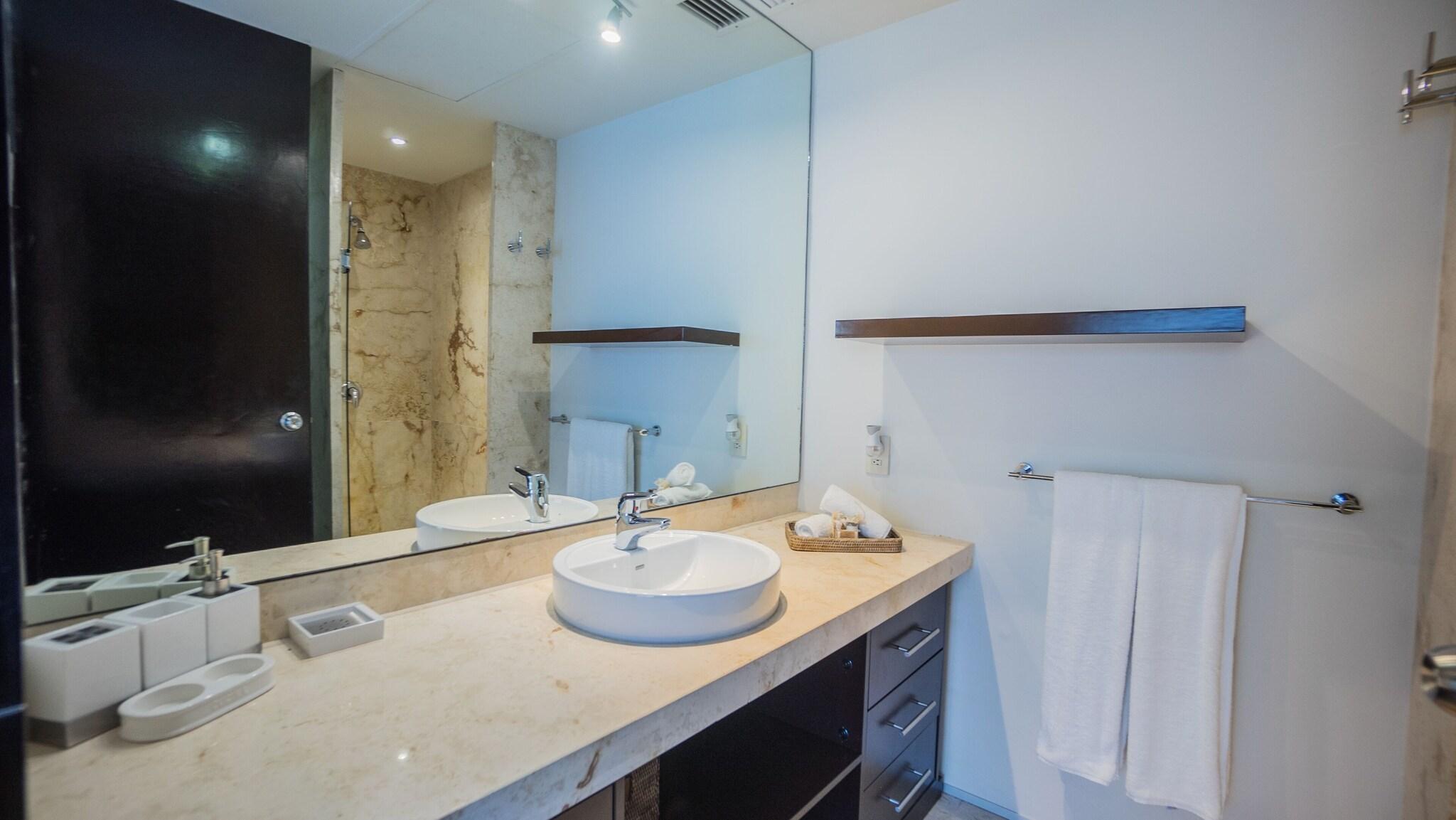 Apartment Two Queen Beds